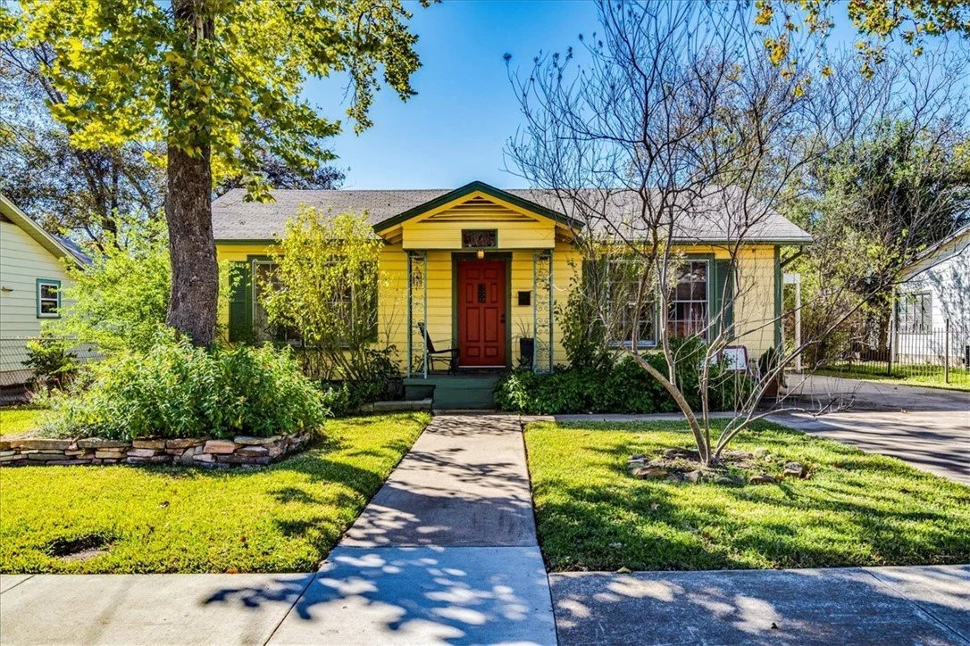 1711 Justin Ln.jpg
