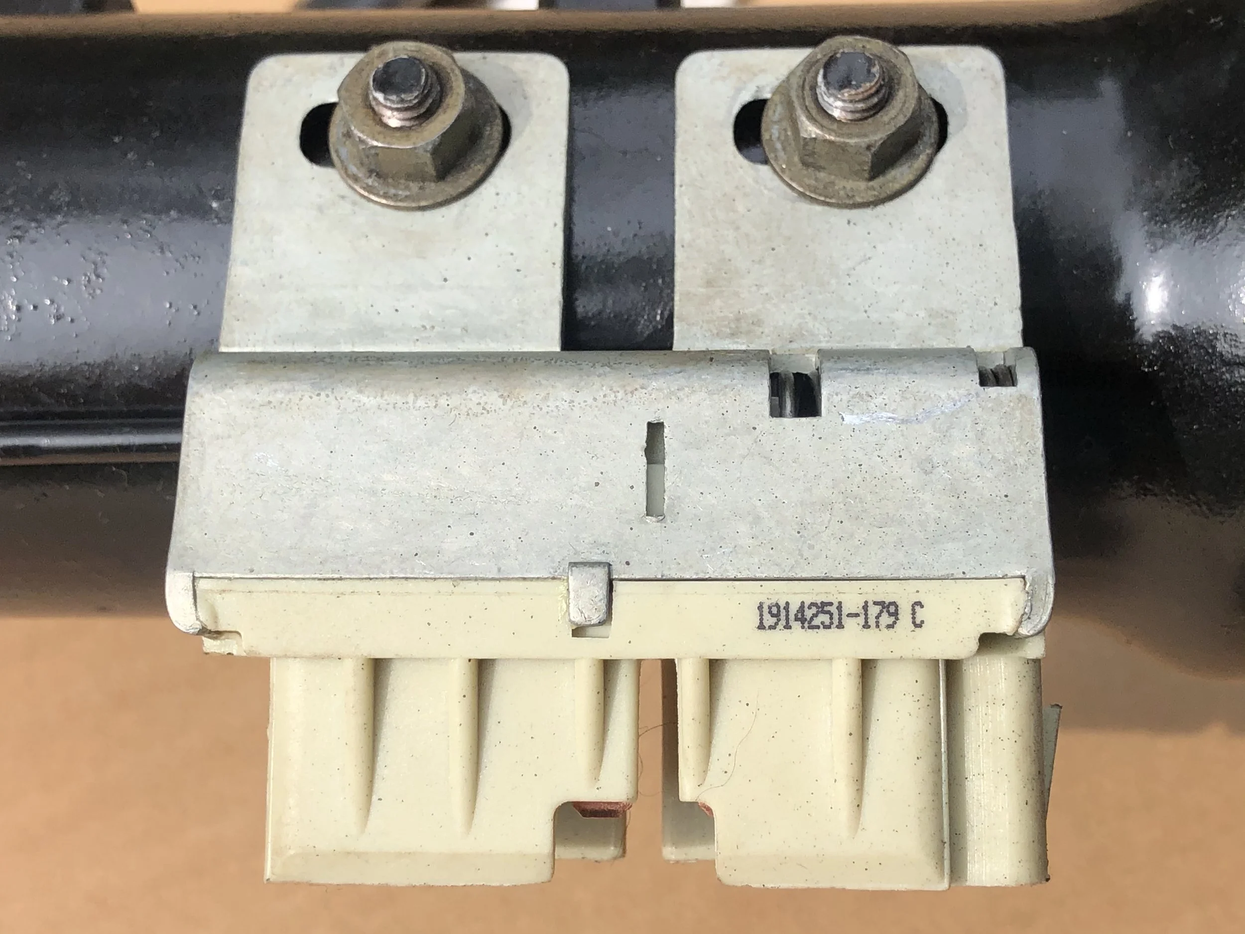 thumbnail image 2 of Tilt Steering Column Ignition Lock Actuator For 1980-1991 Ford F150 F250 F350 Bronco 2 of 6