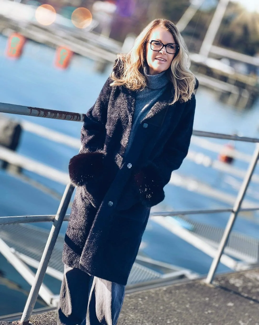 Snygga fuskp&auml;lskappan 2799:- 
fr&aring;n josephribkoff ❄️👌

V&auml;lkomna!