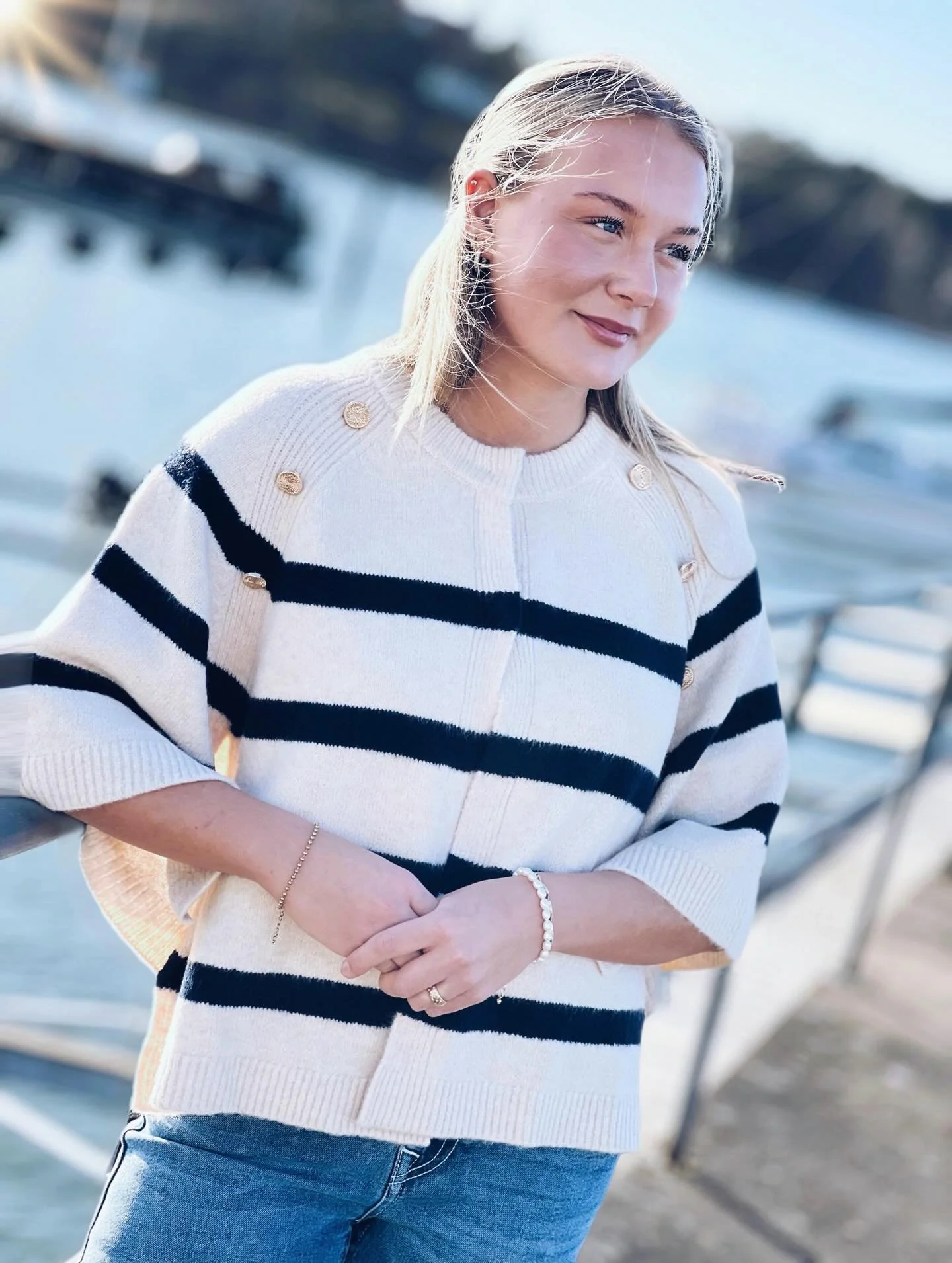 Visst f&aring;r man v&aring;rk&auml;nslor?! 
Kofta 999:- fr&aring;n @continuecph 
Jeans @truereligion 

Kom in till oss och f&ouml;rnya din v&aring;rgarderob! ☀️🌱