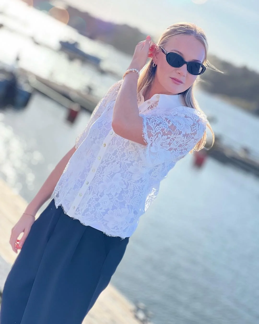 City Shorts! Japp, ett m&aring;ste i v&aring;r o sommar 💫👌
H&auml;r fr&aring;n sisterspointofficial 699:-
Blus continuecph 799:- 

Kom in till oss, vi hj&auml;lper er! 
S&ouml;ndags&ouml;ppet 11-16 🌤️🌸

#shoplocal #stenungstorg #labellekarlsson