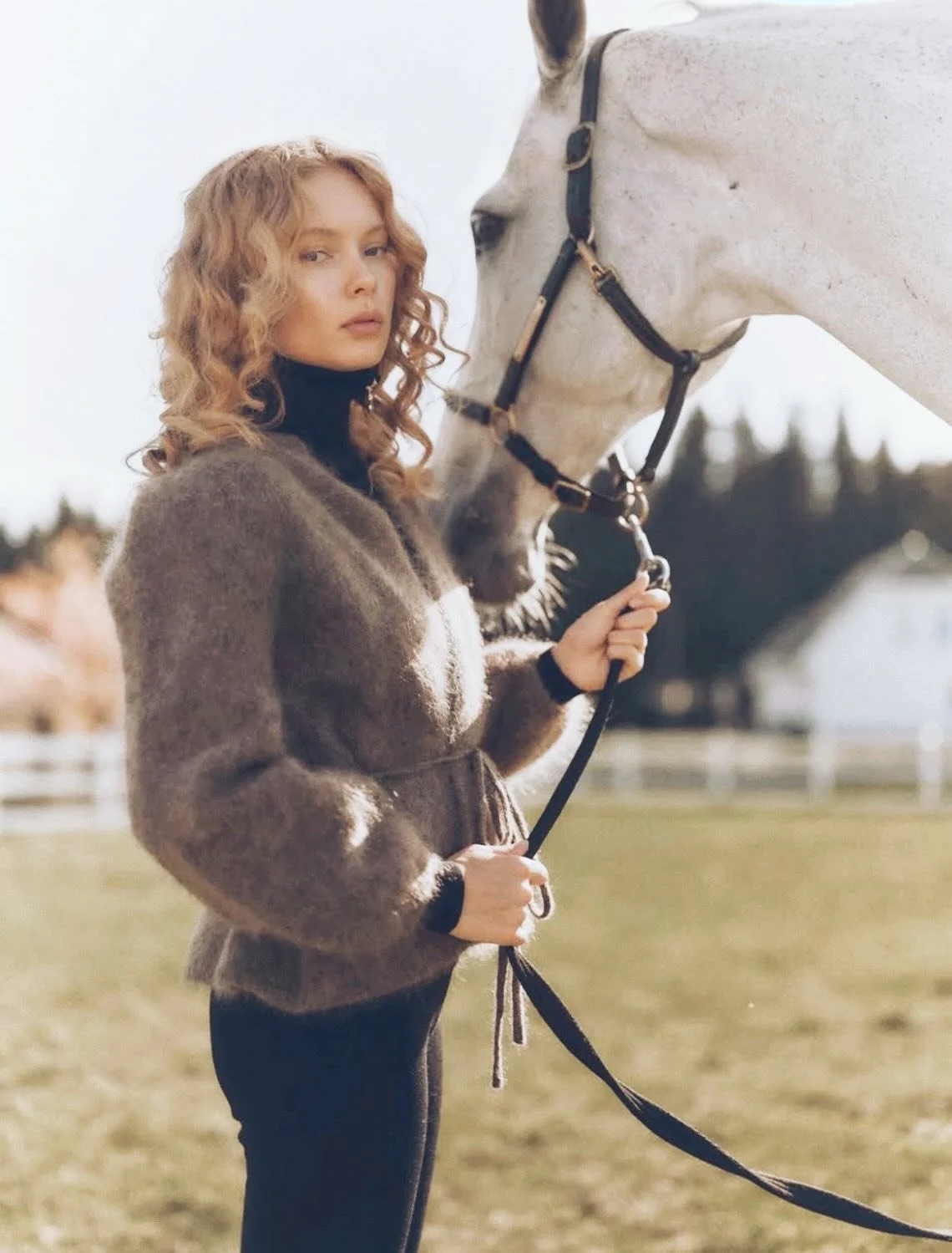 Fantastiska koftor med lite feminint snitt🌸🌿
@ellaandil