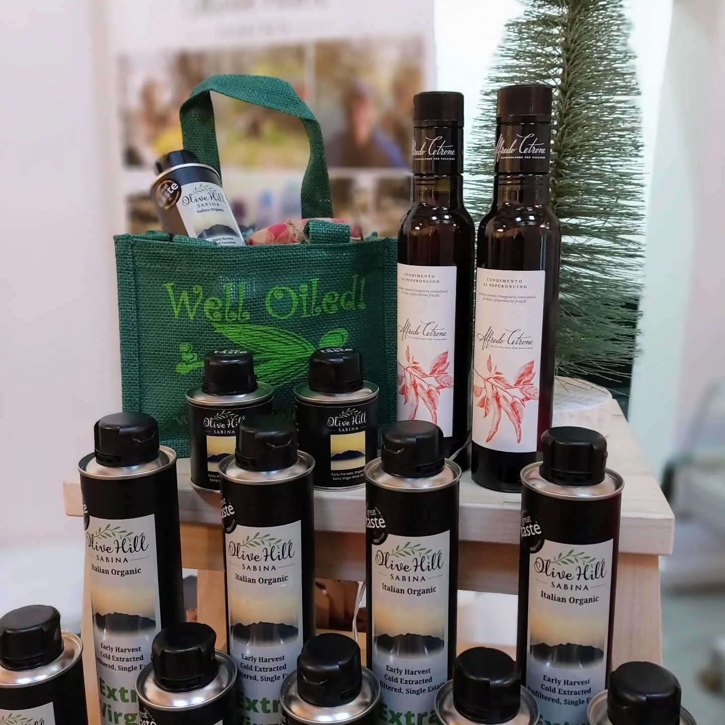 Thank you, thank you, thank you!

If you battled the awful weather and crowds at today's sales to support us and all the amazing small businesses around us, THANK YOU!

We will be busy this week, making more of our fresh products in order to restock 