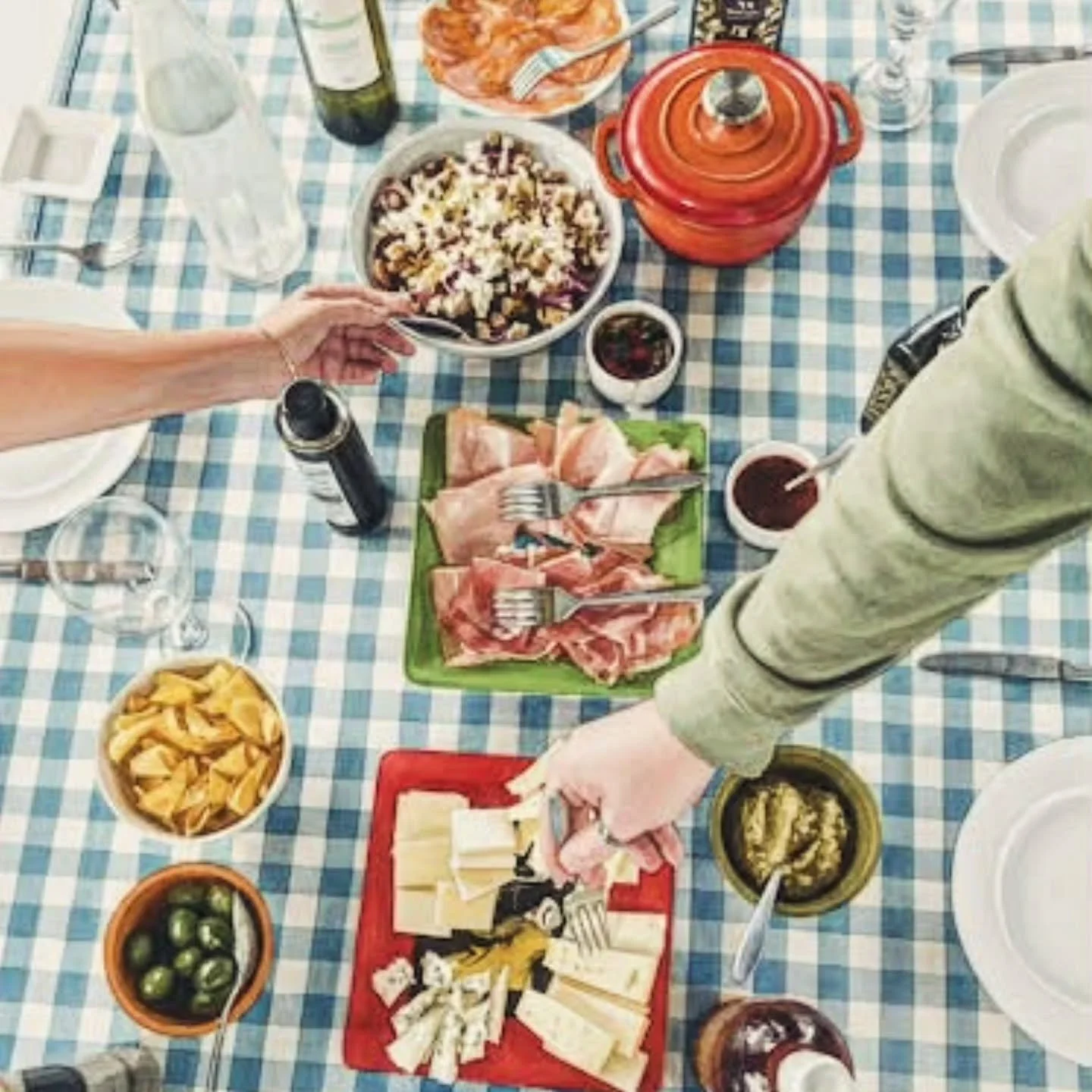 Dreaming of Italy in 2026? 
It's not too early to book your olive oil adventure! 
Visit us and explore our award-winning organic olive grove just an hour from Rome. 
Enjoy an unforgettable olive oil tasting experience with our expert sommelier and di