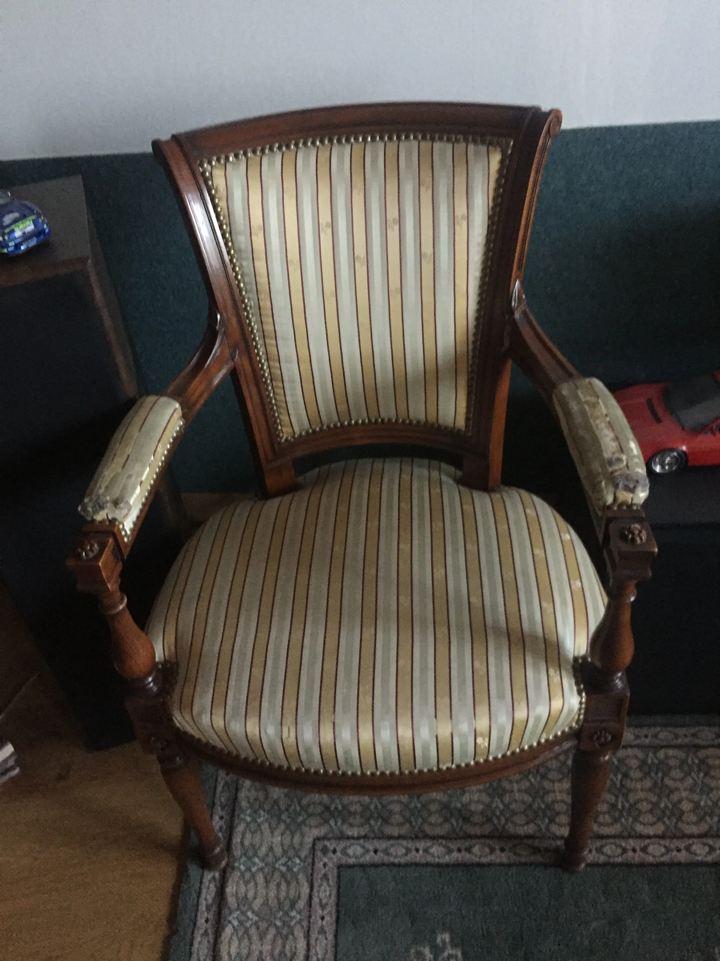 le fauteuil directoire avant