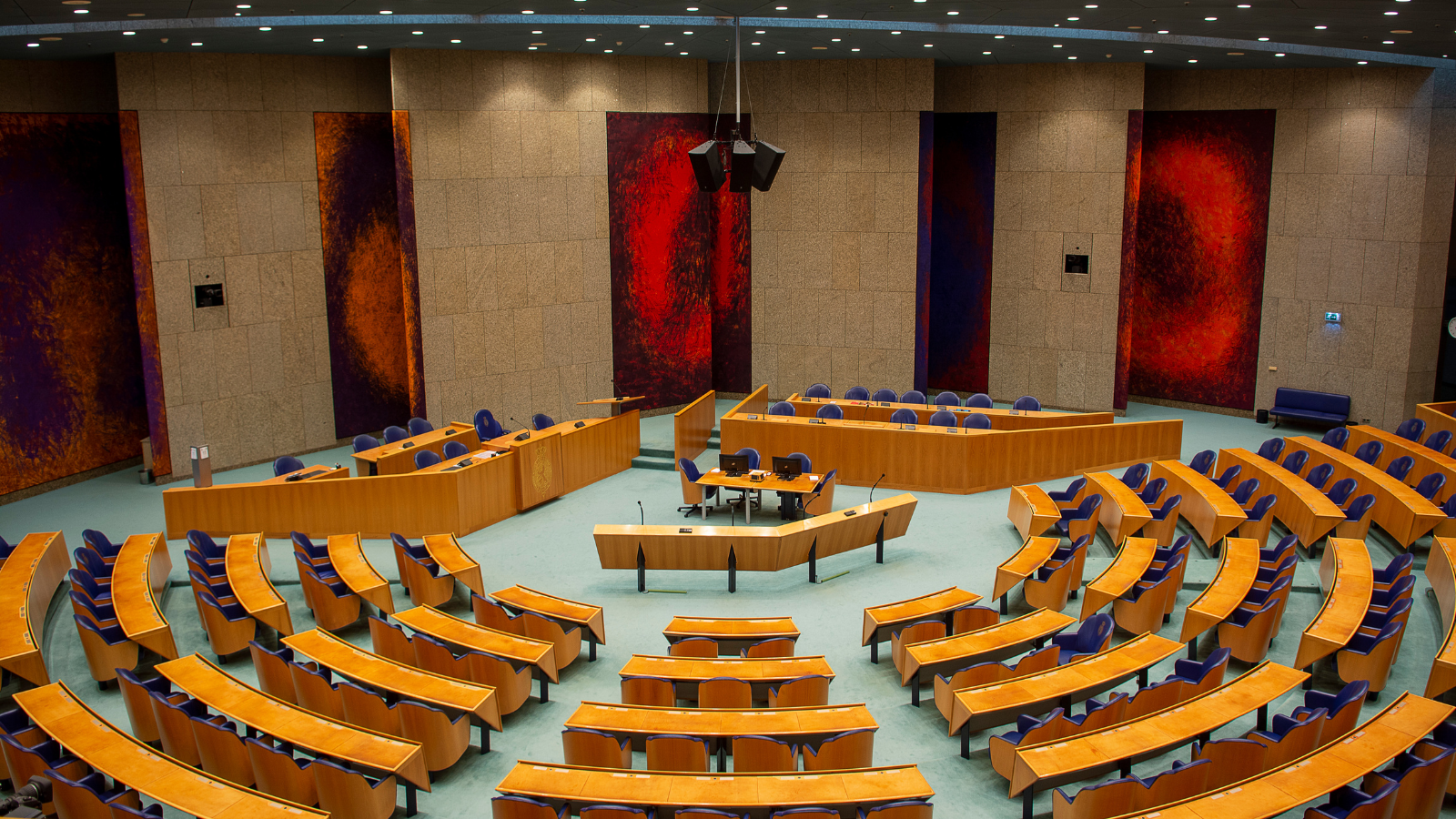 Deel 2 | Artikelreeks Oorlogseconomie | Zonder debat schuift Europa de oorlogseconomie in | André van Luijk