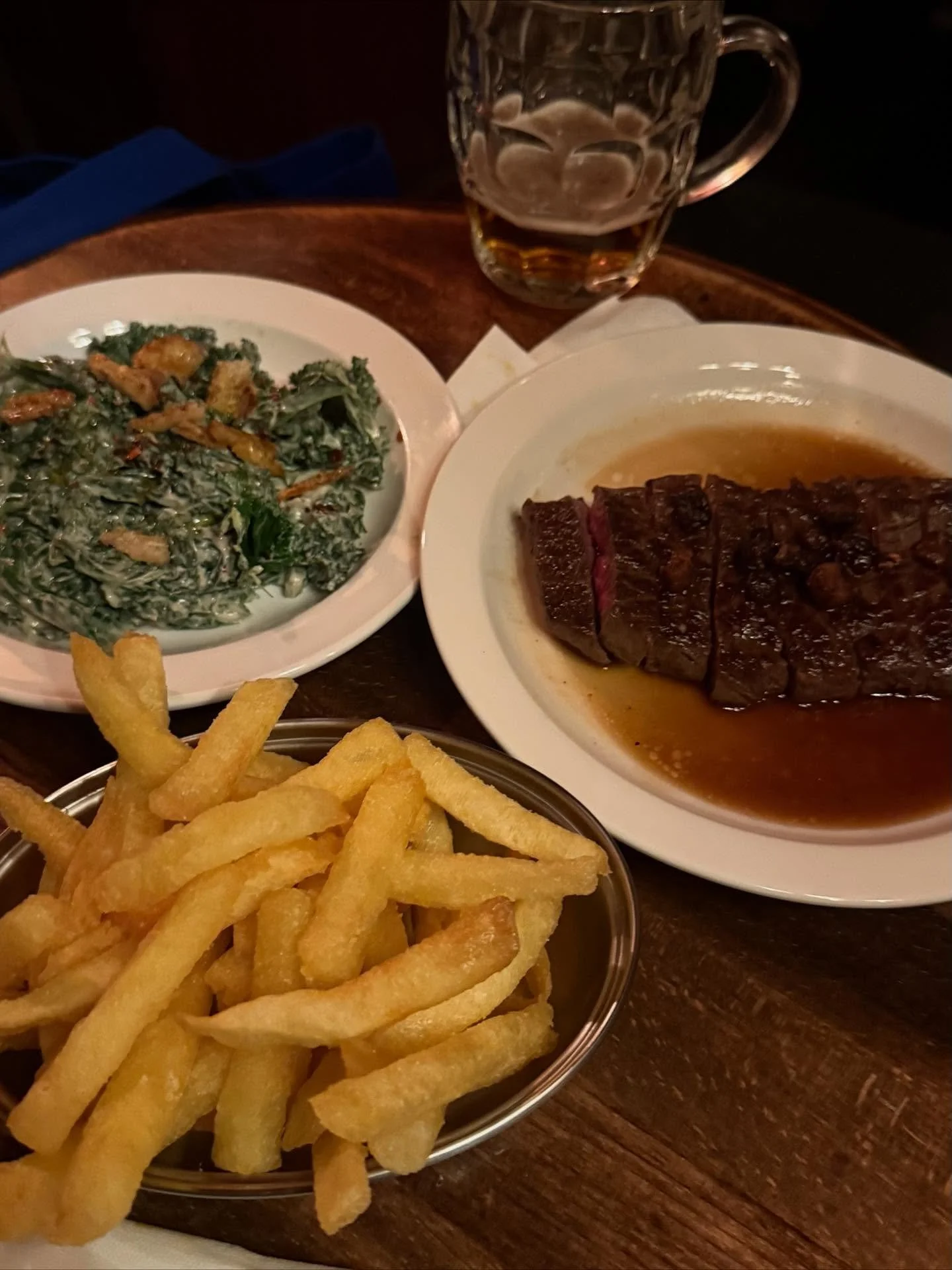 If you have been to @thewatermans.arms on the Barnes riviera then you know how cracking the food is and @sja.1710 has done it again- this time in Soho. 

@theshaston.arms is great- this merguez sausage baguette is one of the best tasting things we&rs