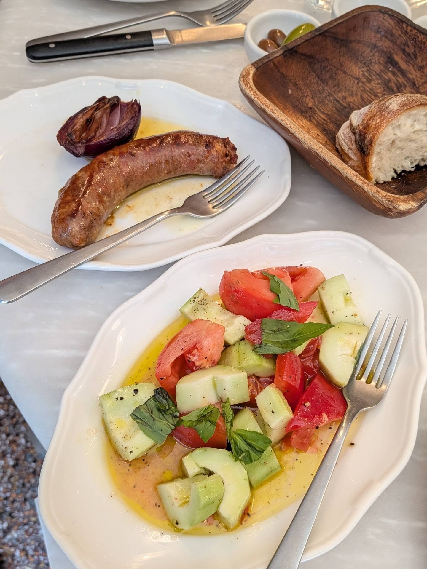 At AG and @_homehospitality we are working our way through a never ending want to visit list because it isn't always about shiny and new.

@bocca_di_lupo @gareth_saywell @jacobkenedy 

-Tomato, carosello cucumber, white balsamic
-Spicy sausage and ro