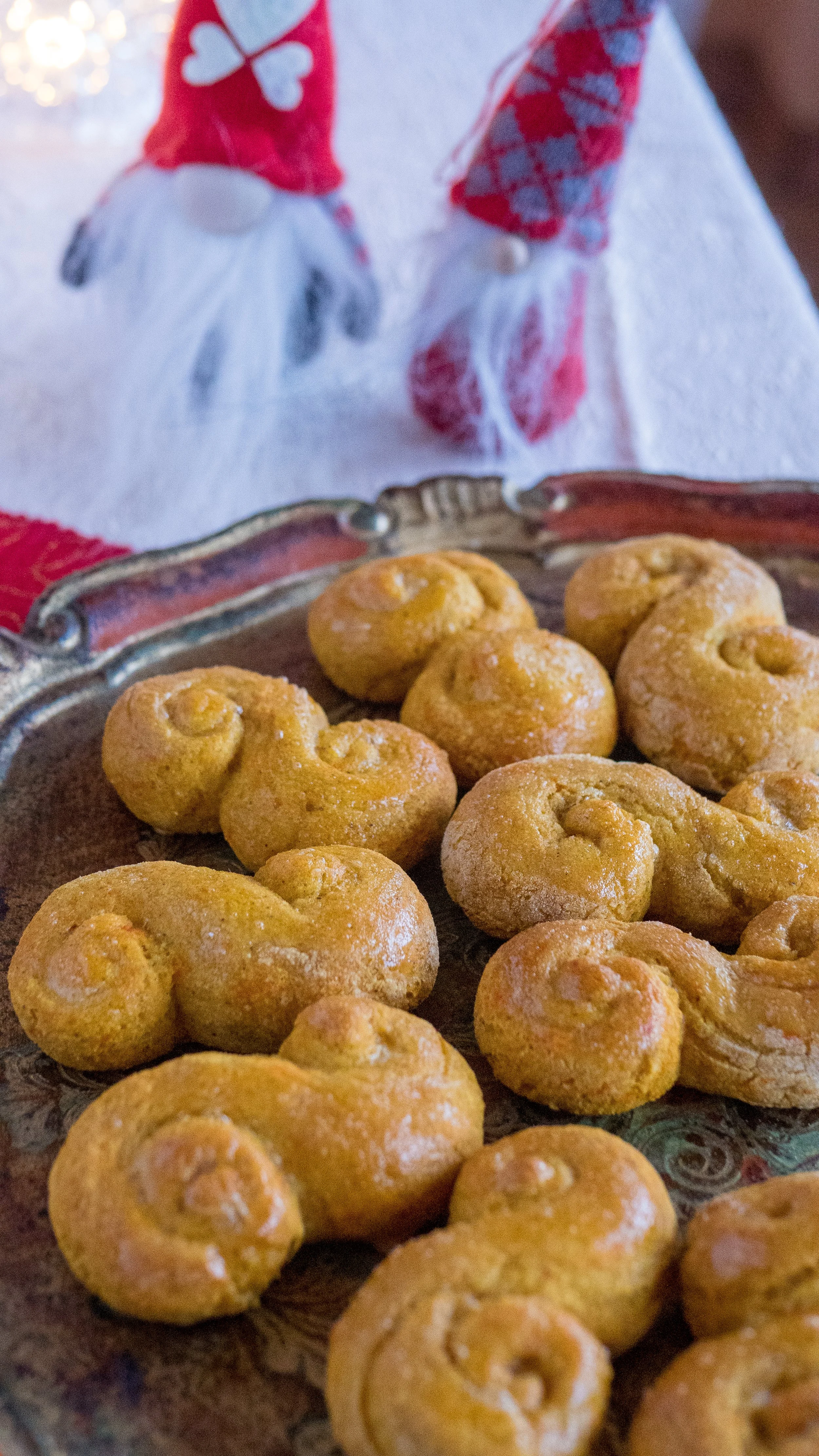 glutenfria lussekatter | med teff och durramjöl