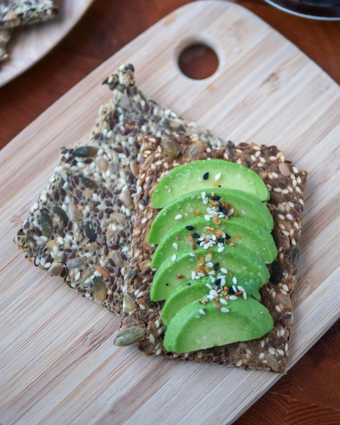 glutenfri fröknäcke | sojamjöl · kikärtsmjöl · amarant & hirs