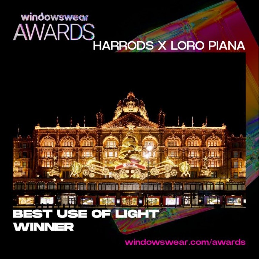Congratulations to @loropiana Piana x @harrods for winning the 'Best Use of Light' category at the 2025 @windowswear Awards!

This gorgeous collaboration brought to life luxury brand Loro Piana's centenary celebration of 'craft and creation' on the f