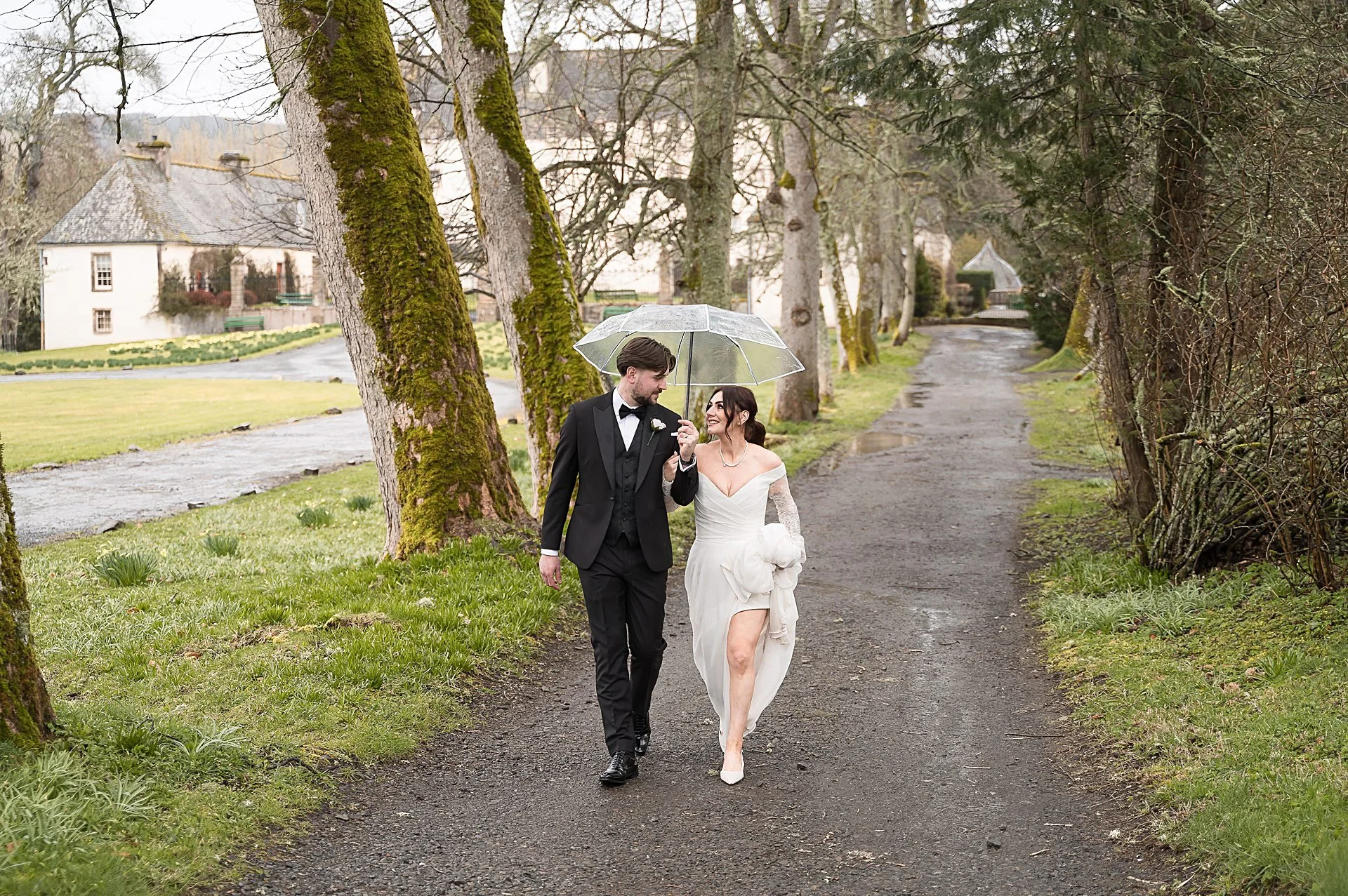 A Relaxed Scottish Borders Elopement Filled with Laughter, Cosy Fires &amp; Meaningful Moments