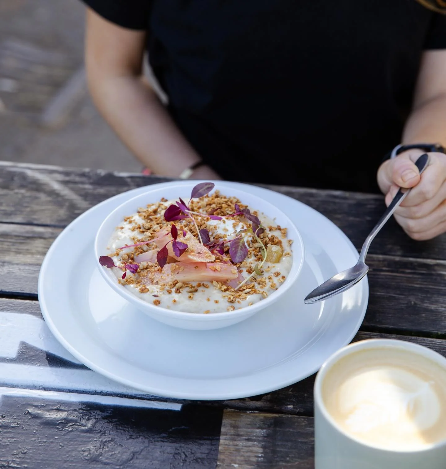 Mondays on Clapham Common 🥣☕️ 

Blue skies, cappuccinos and breakfast - the perfect start in SW4. 

📸 Seeded porridge with rhubarb, Greek yoghurt, ginger and almond granola