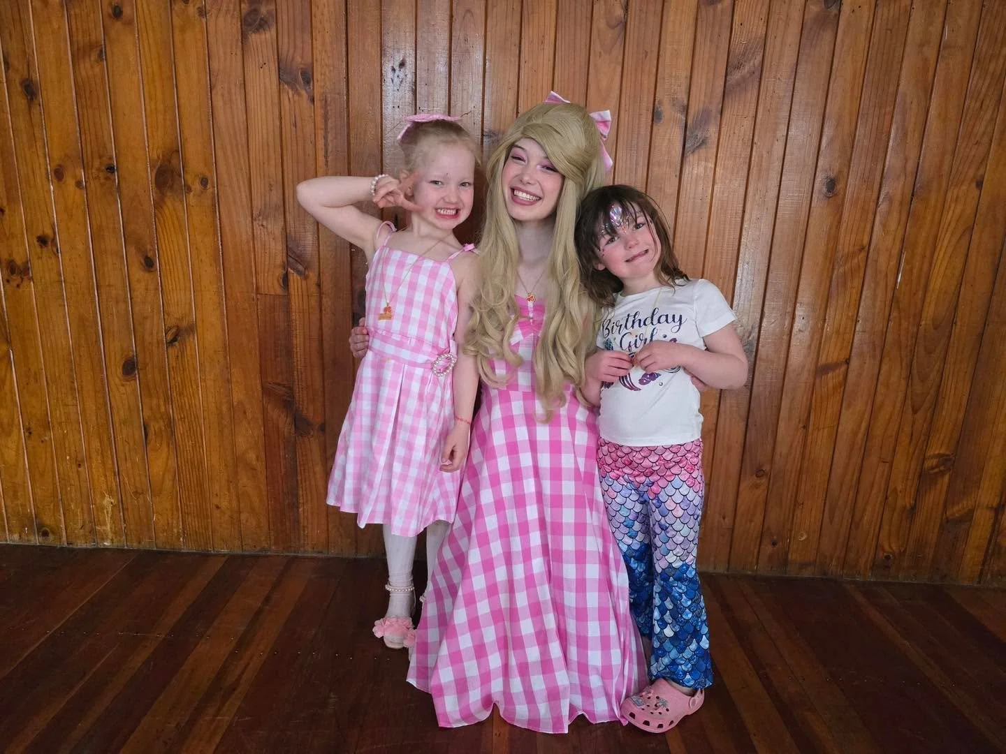 A little pink, a little sparkle, and a whole lot of fun! 🎀

We&rsquo;ll never get tired of seeing the joy, imagination and excitement that comes with a little bit of Barbie magic! ✨

#barbieparty #characterperformer #hamiltonnz #barbiecosplay #kidsp