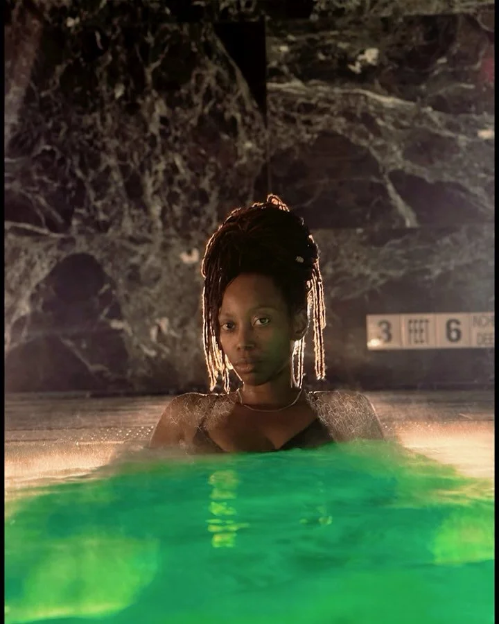 💭 who is she

1: 🤳 @karmacharr 
2: 📸 Sony rx100 v
3: midjourney 
4: @you.are.another.me 

#higgsfieldai #sonyrx100 #midjourney #aiartcommunity #surrealart