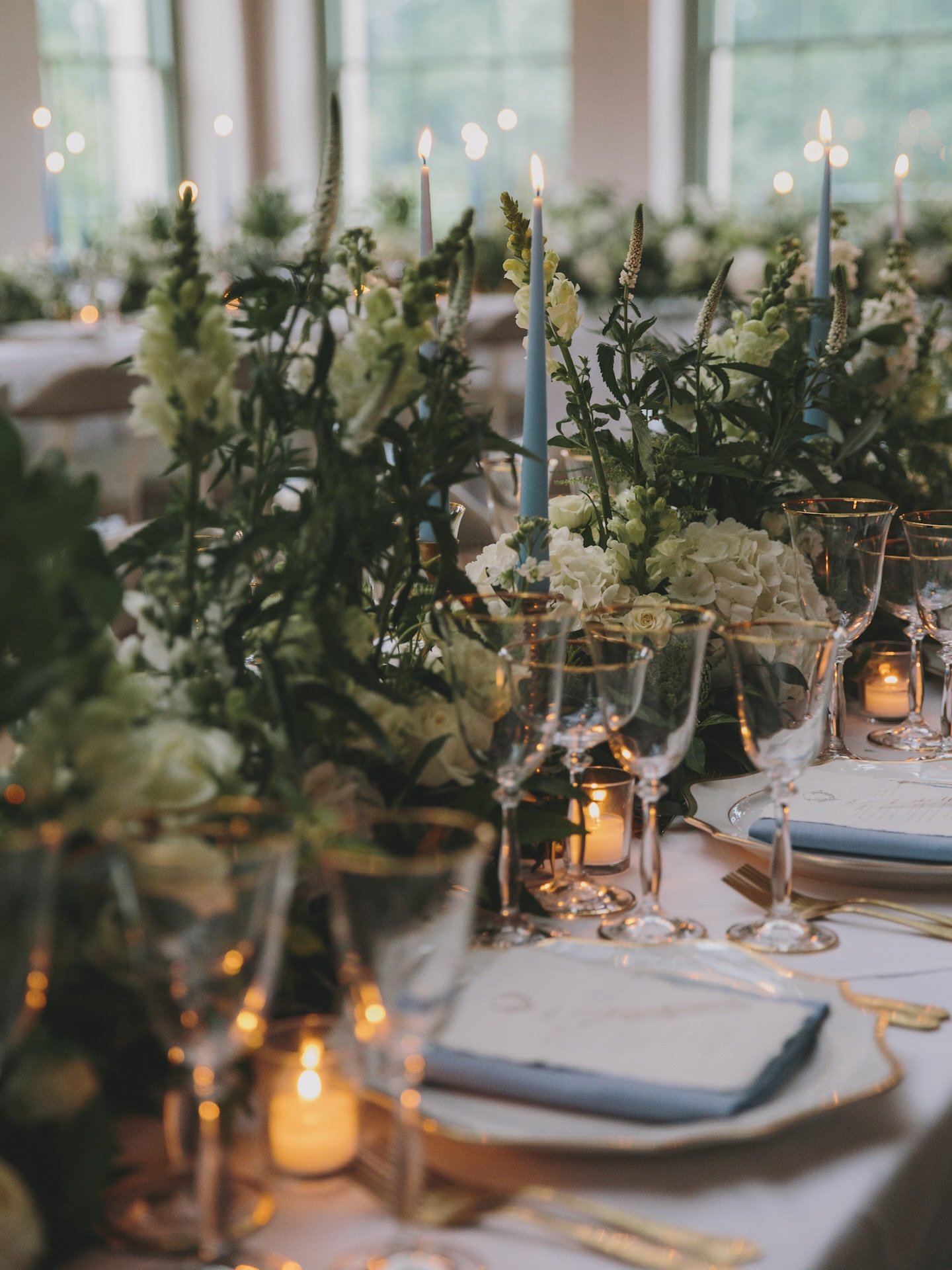 INTIMATE DINING 

When an American bride marries an English groom at Babington House, magic is bound to happen.
⁣
We had the joy of designing and planning this dreamy wedding breakfast, where timeless English charm met a touch of stateside sparkle. W