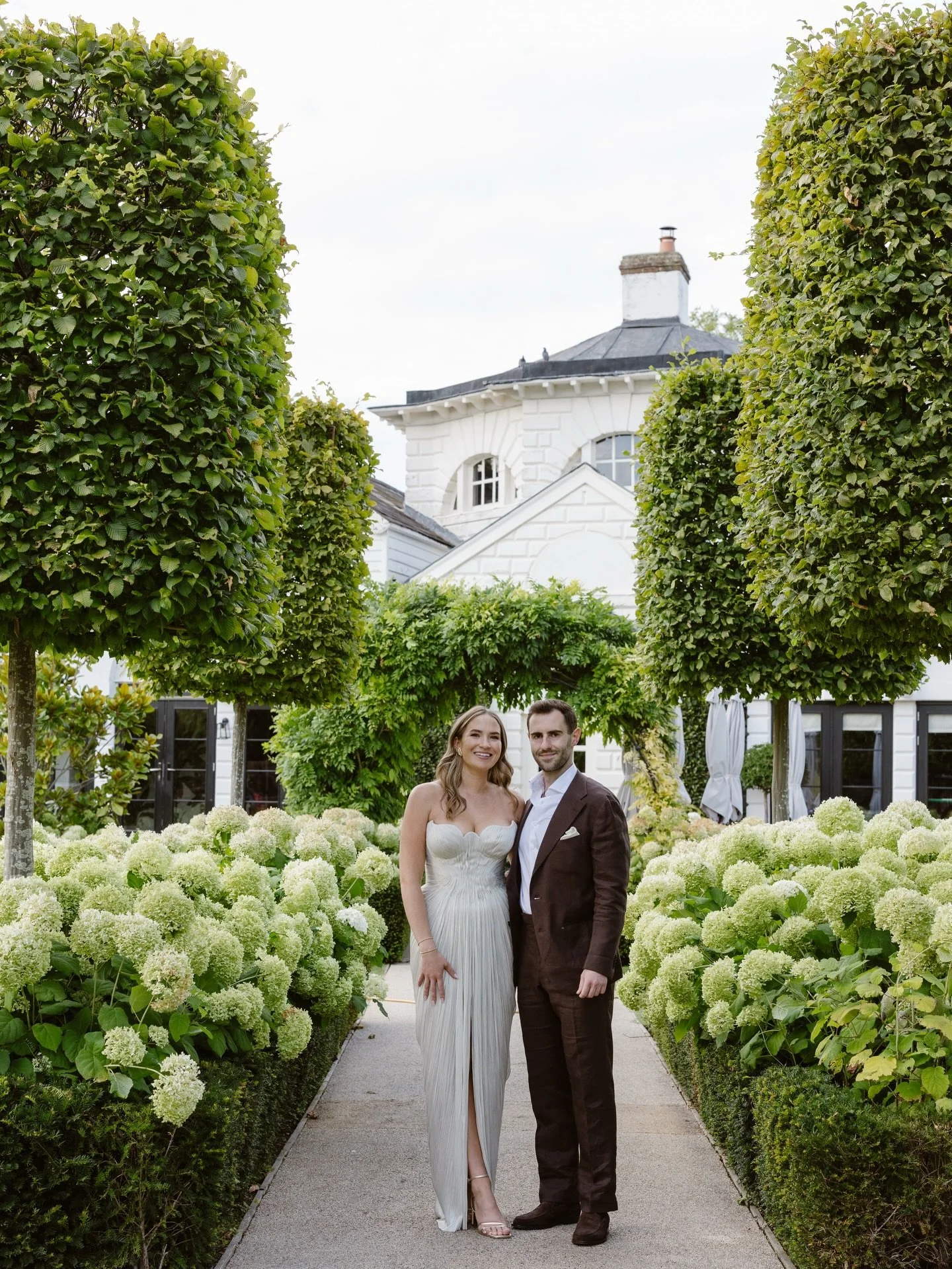 TEQUILA SUNSET 
 

Sun-drenched beginnings for a transatlantic love story🇺🇸🇬🇧
While this was a summer celebration, this week&rsquo;s hint of spring has us dreaming of those al fresco evenings again&hellip; golden light, warm air, and spicy margar