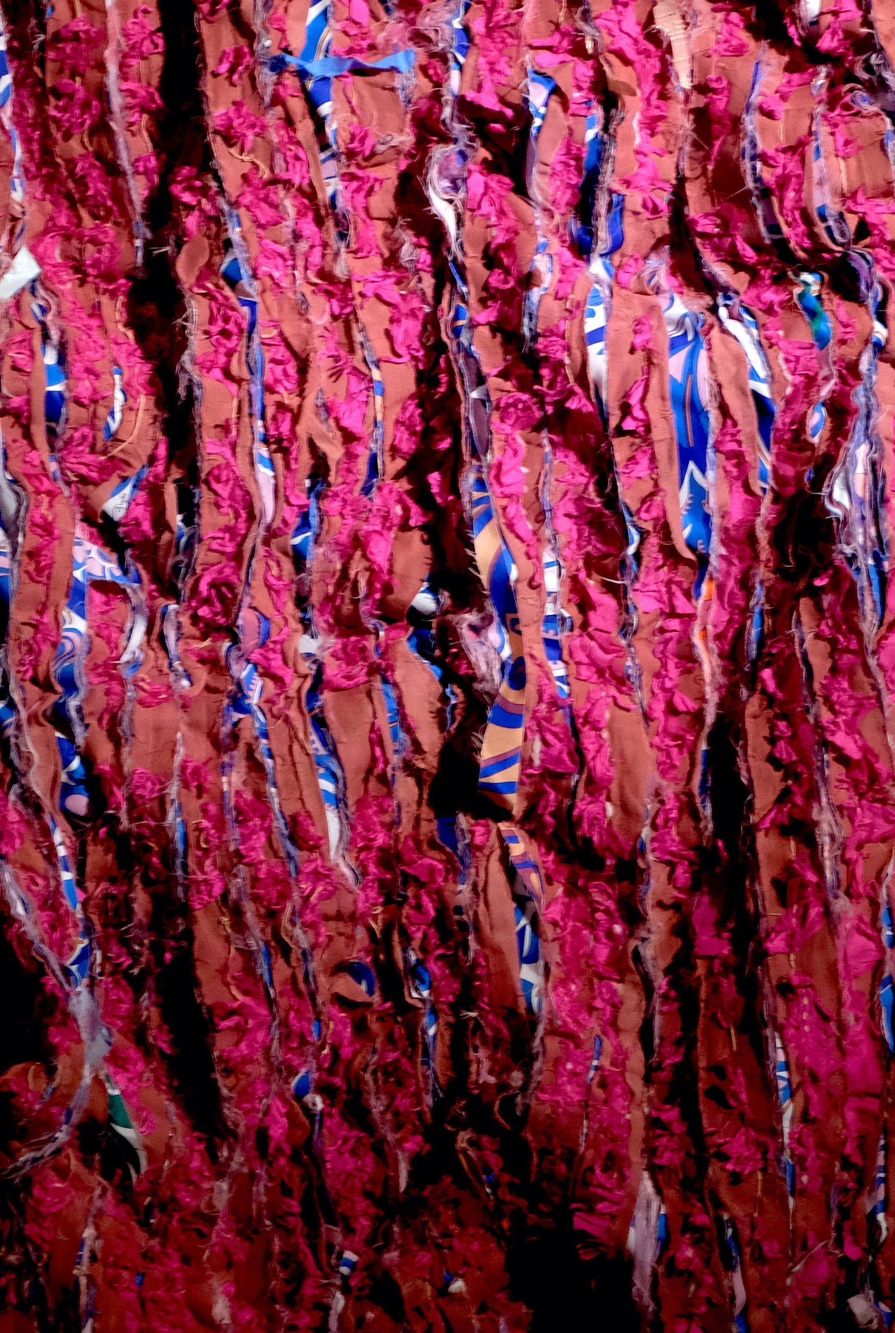 Wild Tapestry 18 (2022). Shantung, cotton, pucci fabric, 150 x 90 cm
