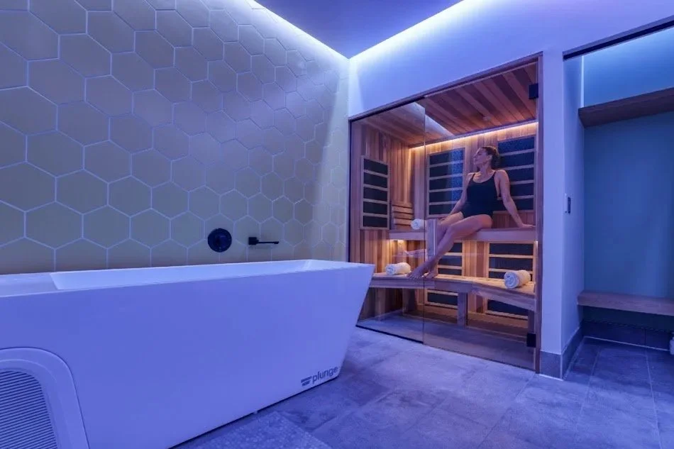Book infrared sauna and cold plunge contrast therapy session near Eagan MN