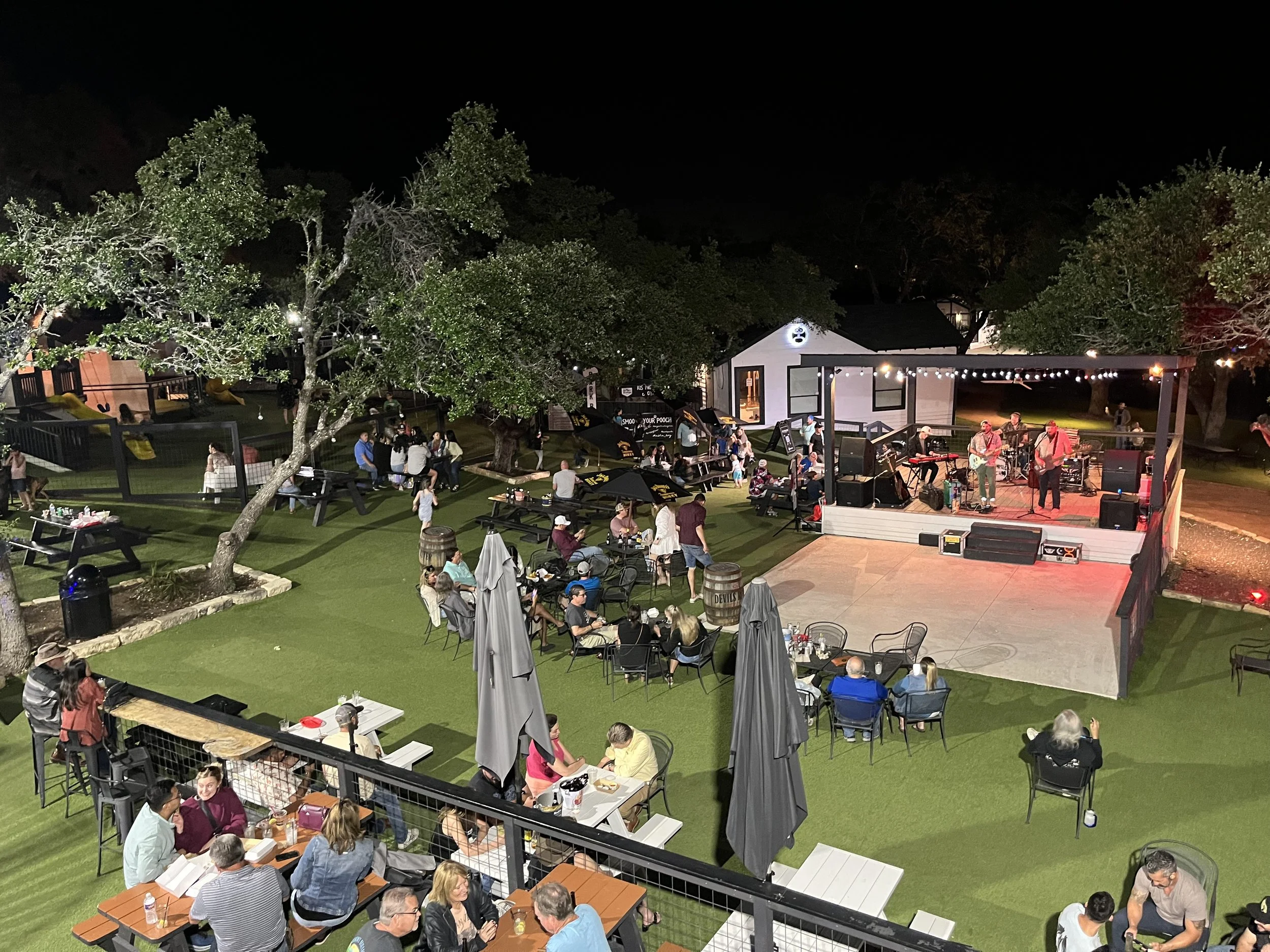 Music/Events — Tree Haus Tavern