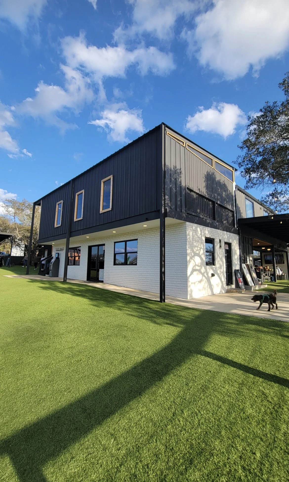 Gallery — Tree Haus Tavern