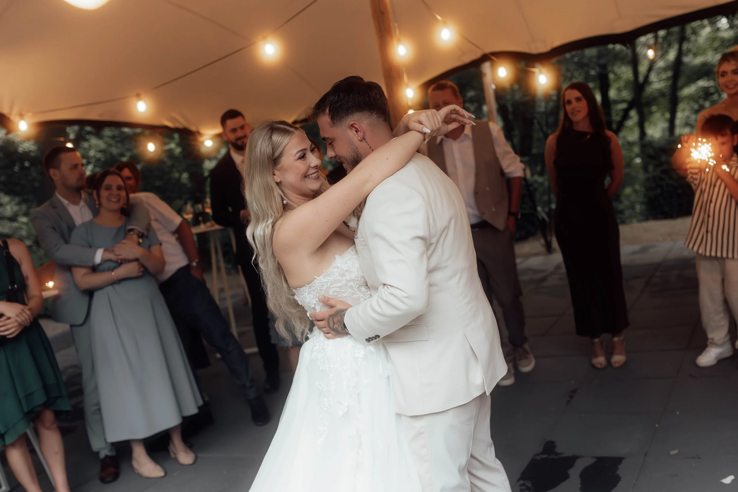 L&D 15. Hochzeitstanz-44.jpg