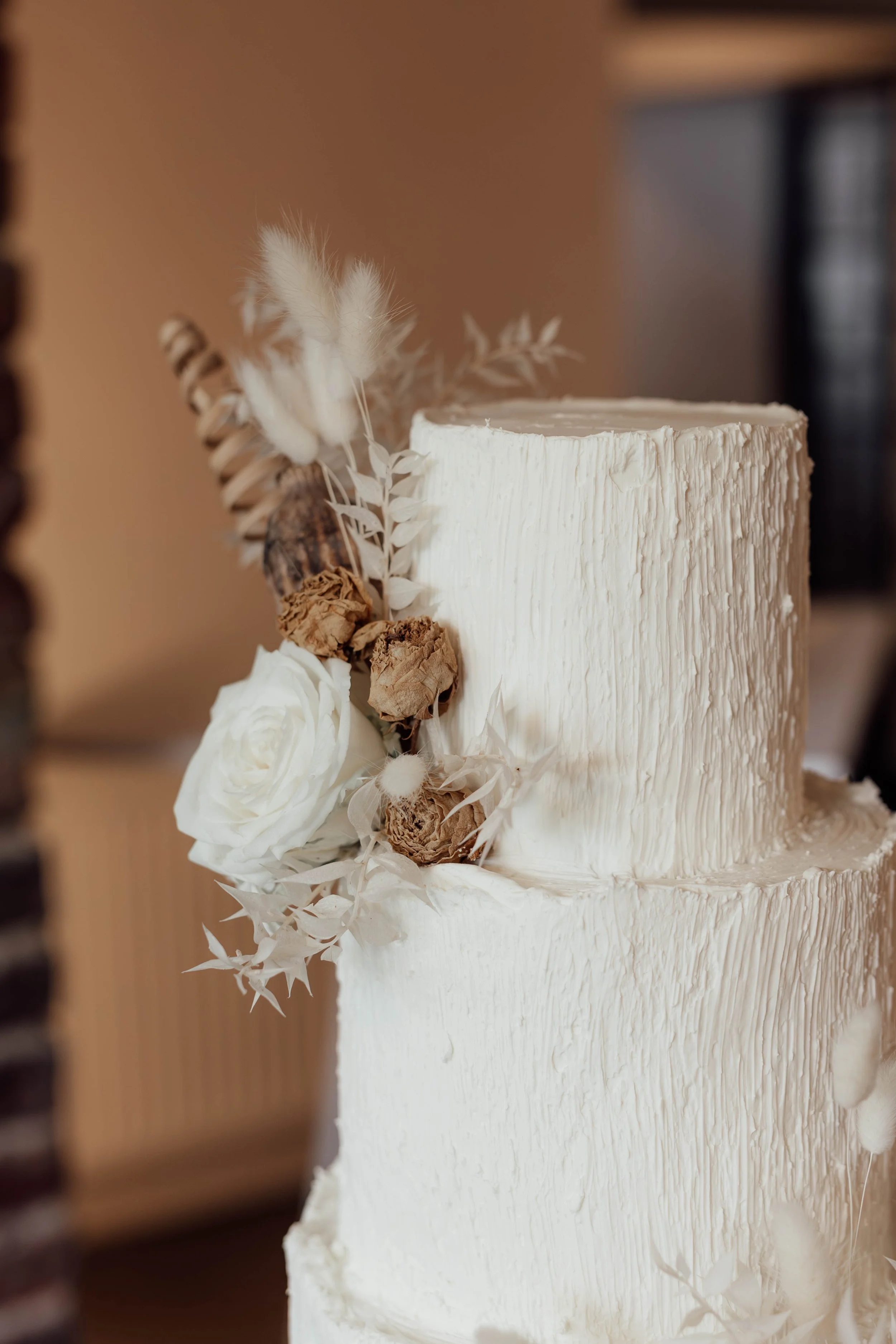 L&D 11. Hochzeitstorte-7.jpg