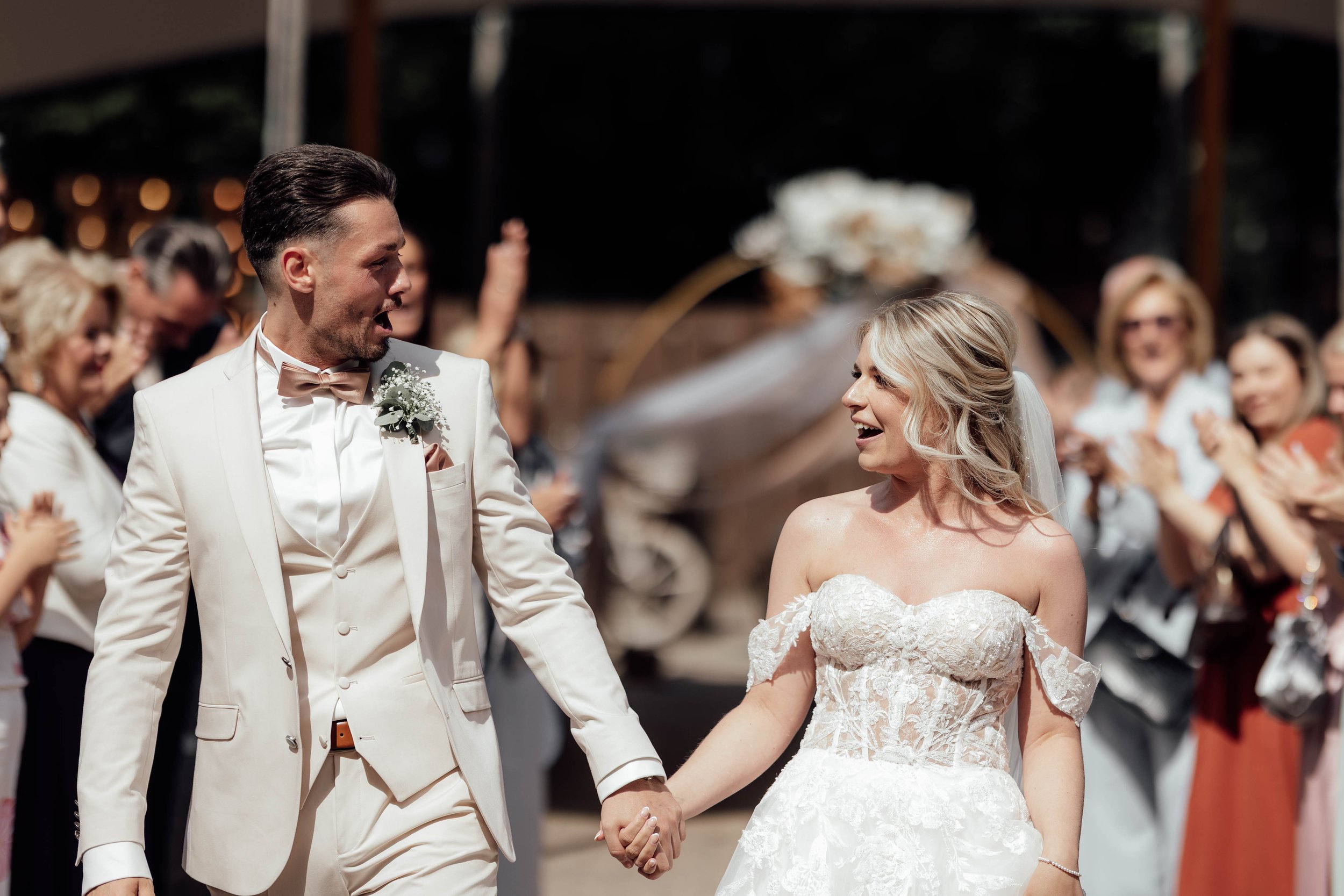 L&T Scheunentraum 3. Nach der Trauung-5.jpg