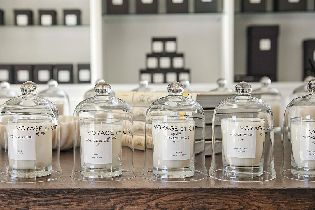 VOYAGE ET CIE