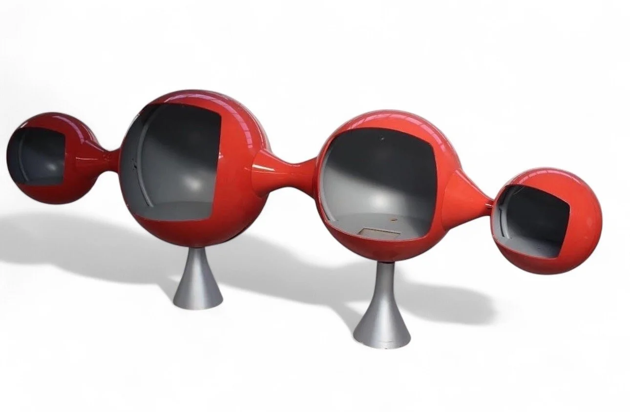 Meuble style Space Age pour MTV Allemagne - 6 875 € TTC