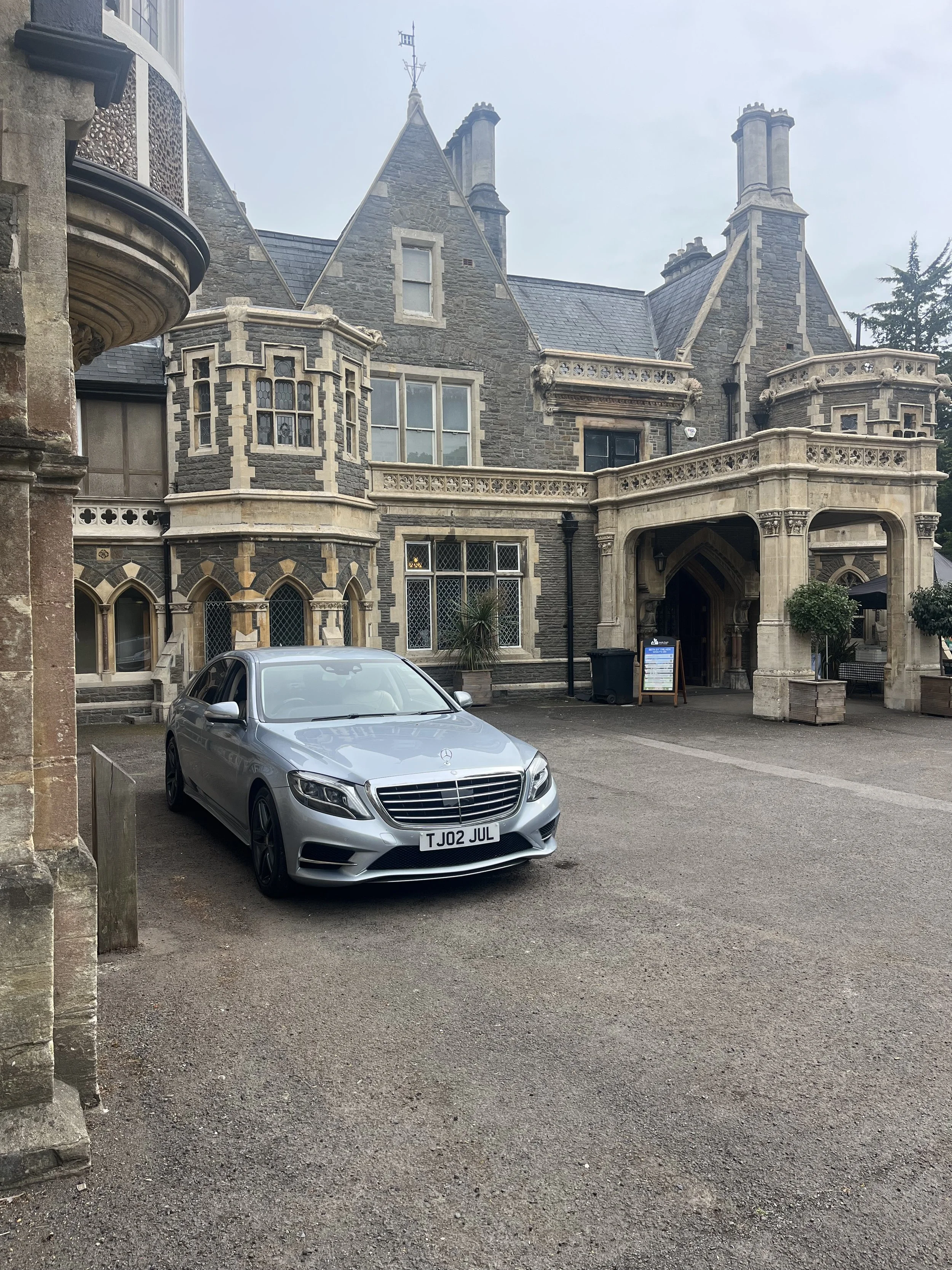 chauffer in cardiff south wales