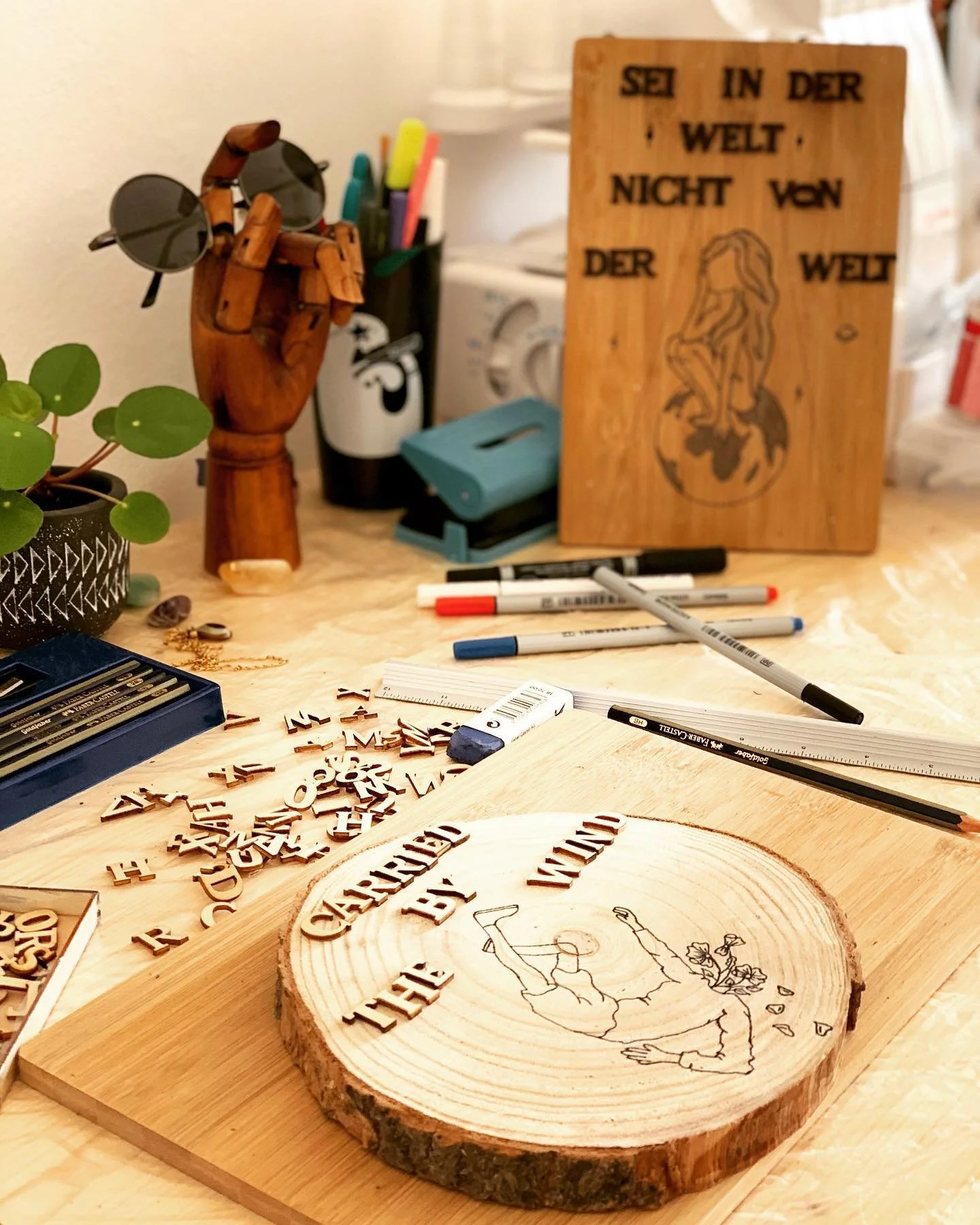 Trust 

#handcraft #handcrafting #art #meditation #artlove #creative #creativeflow #artwork #instaart #handmade #memade #withmylove #overflow #woodworking