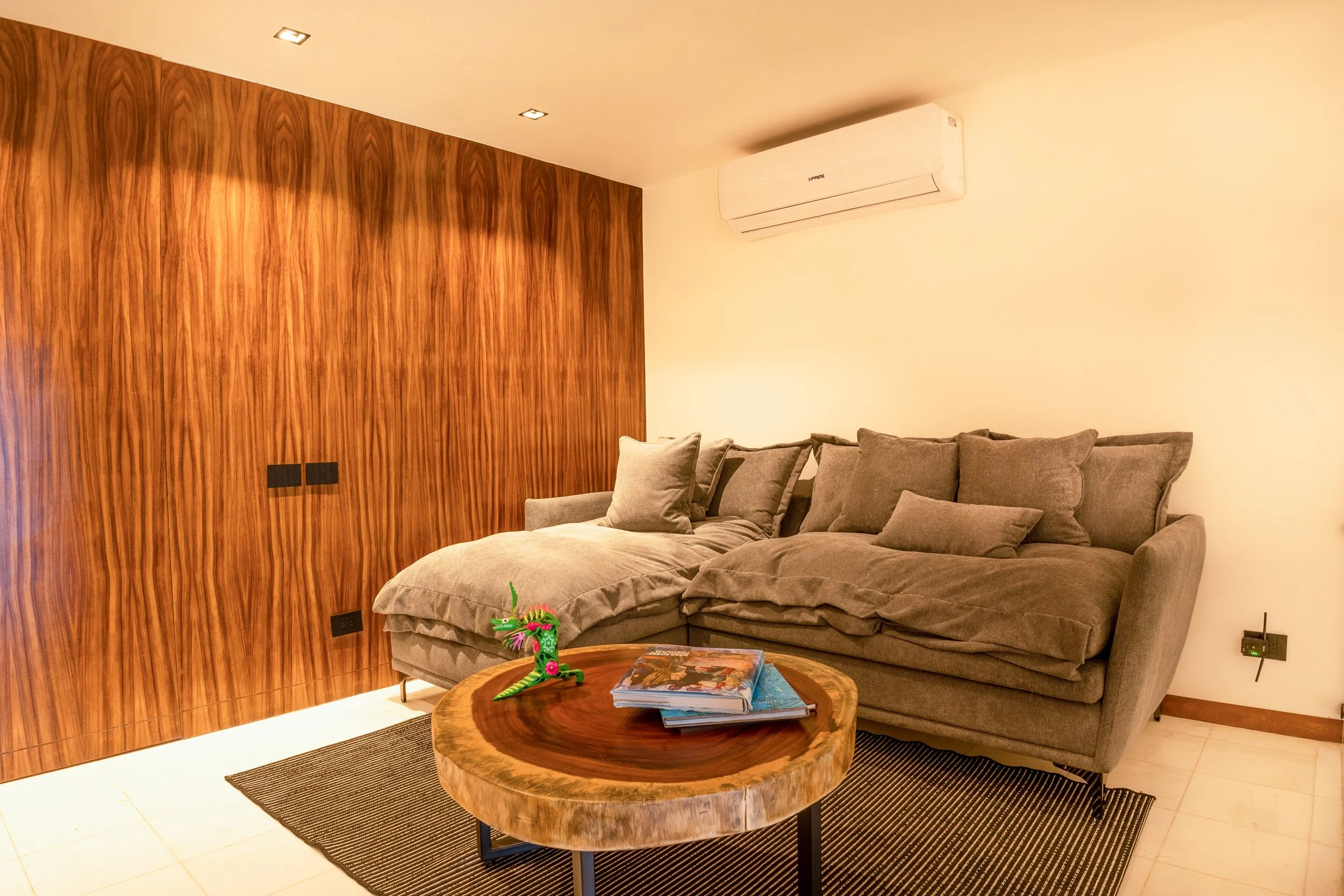 DSC01754-HDRsesion en la playa.JPG