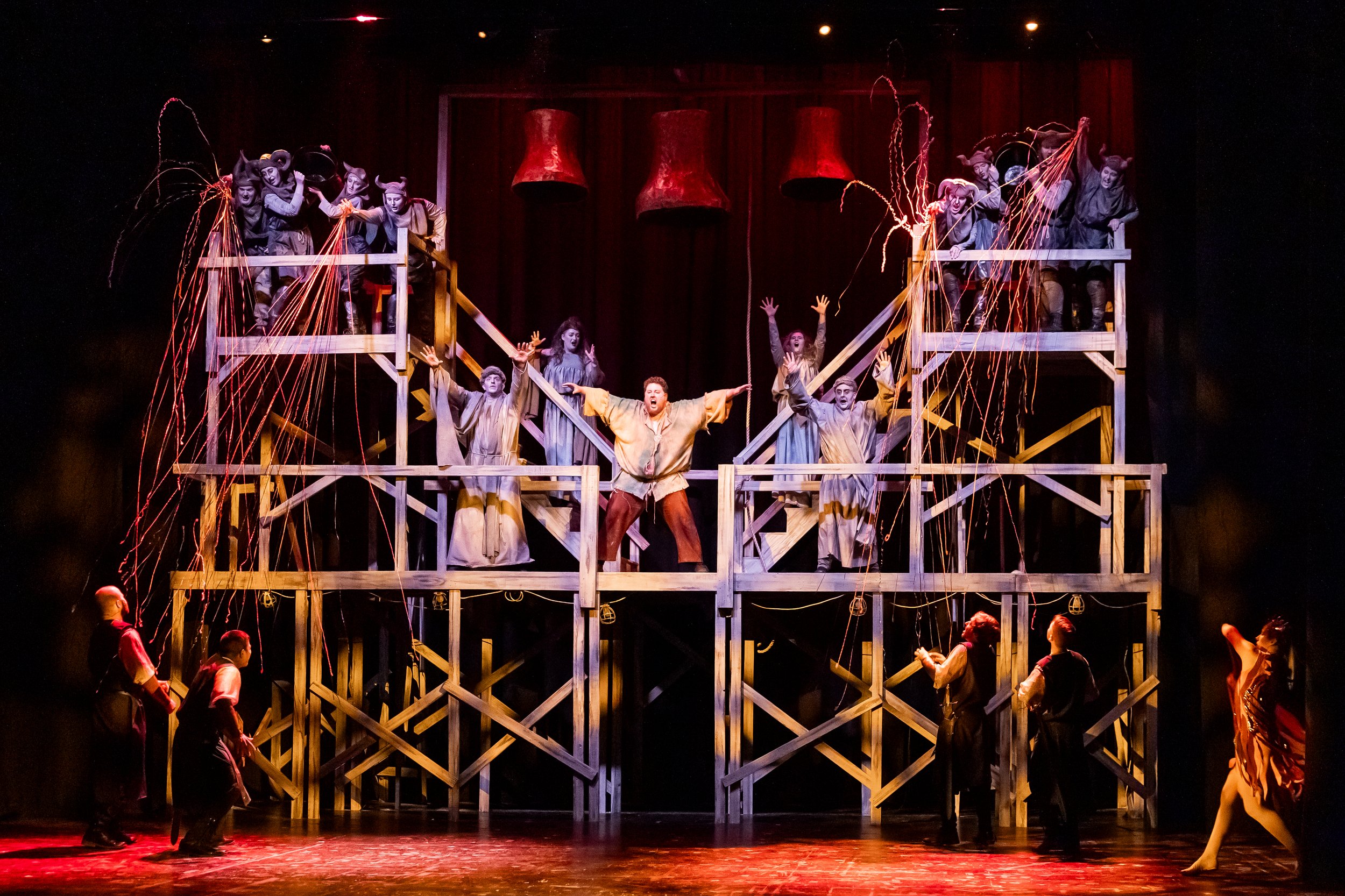 Hunchback190_3I7A9987.jpg