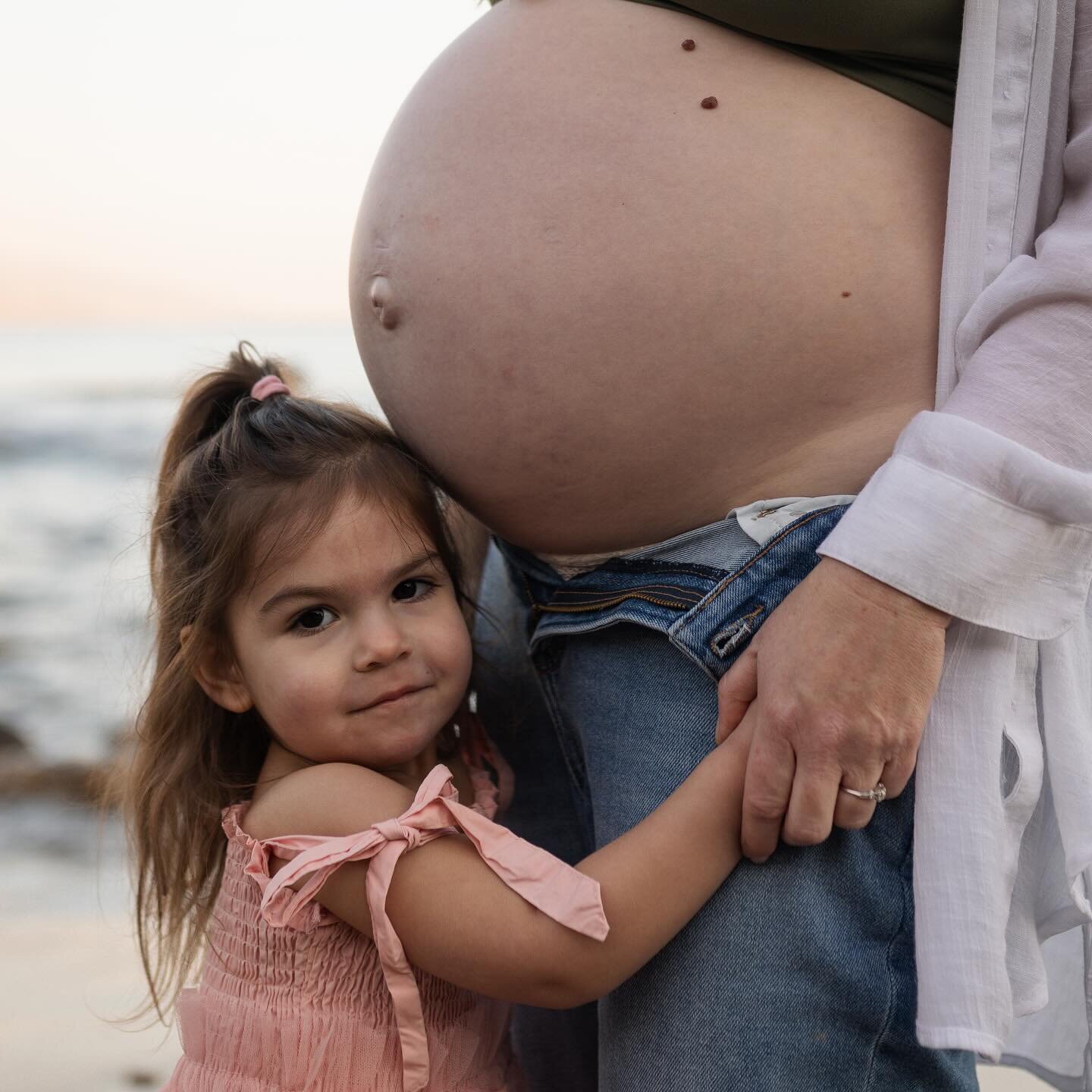 Would you like to create and capture some special moments with your family? ❤️ I&rsquo;ve made a handful of Mother&rsquo;s Day Mini Sessions available April 15-May 2 in Austin! You can learn more deets and grab a spot via my link in bio 📸

Perfect f