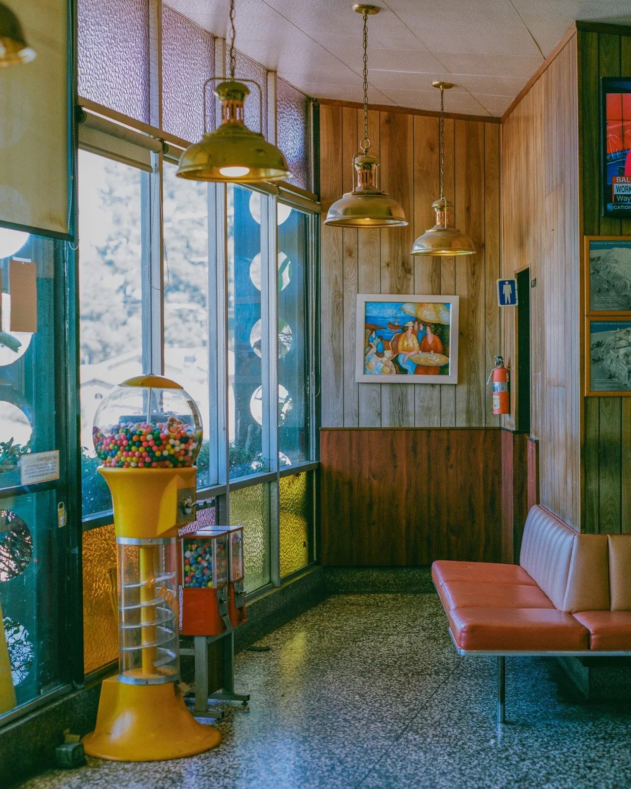 Astro 100027160003.jpg