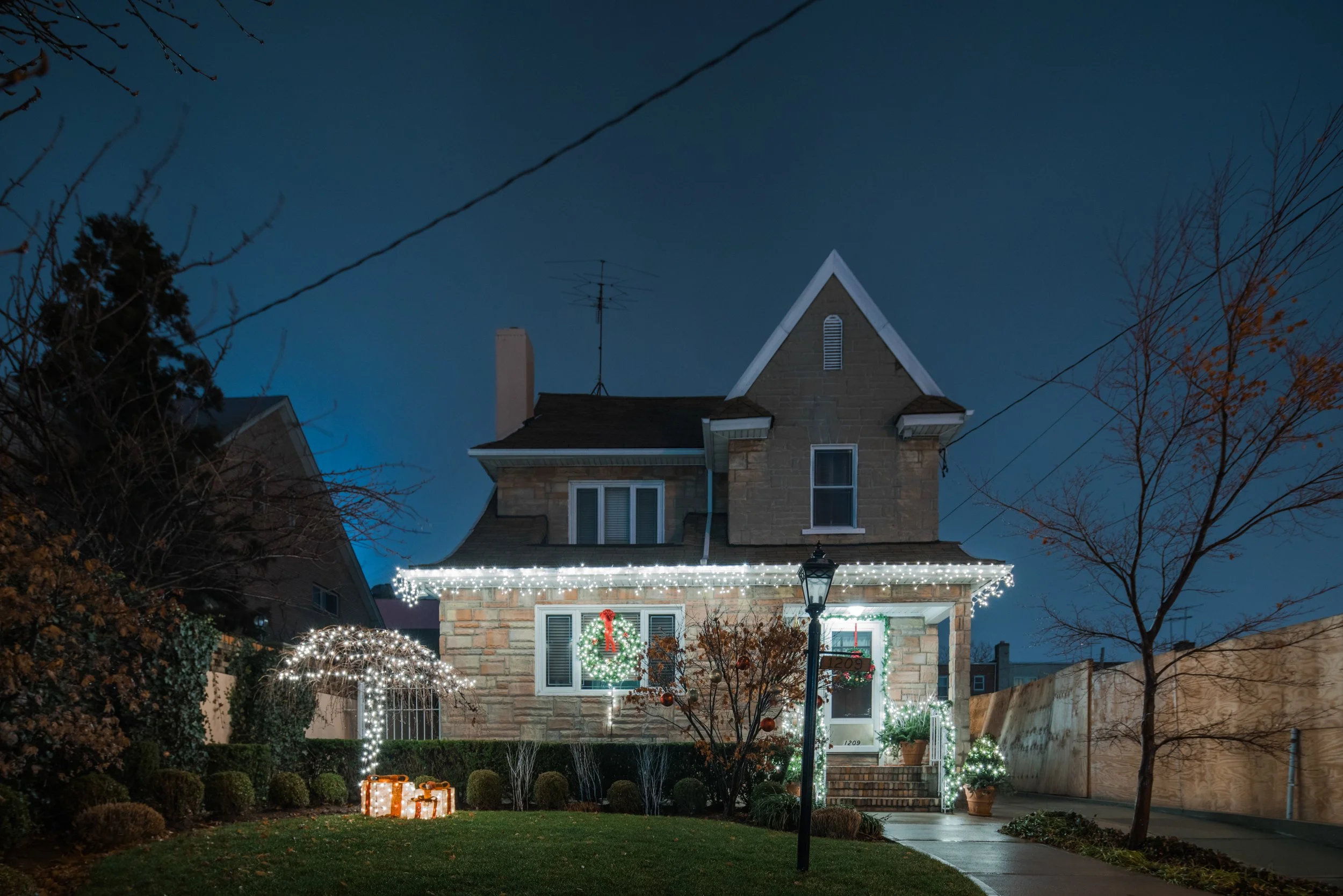 FB_DykerHeights_027.jpg