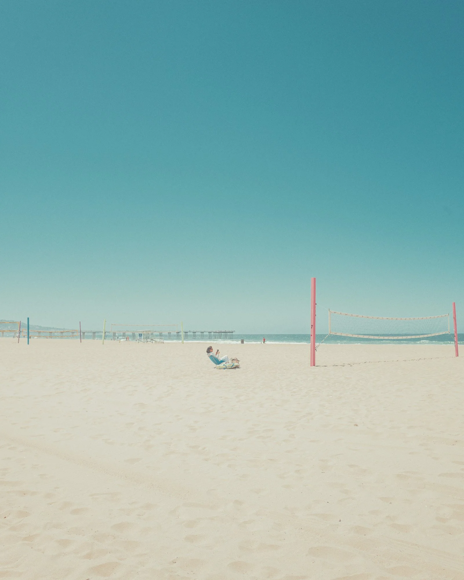 Beach Reads, Hermosa Beach, California, 2017.jpg