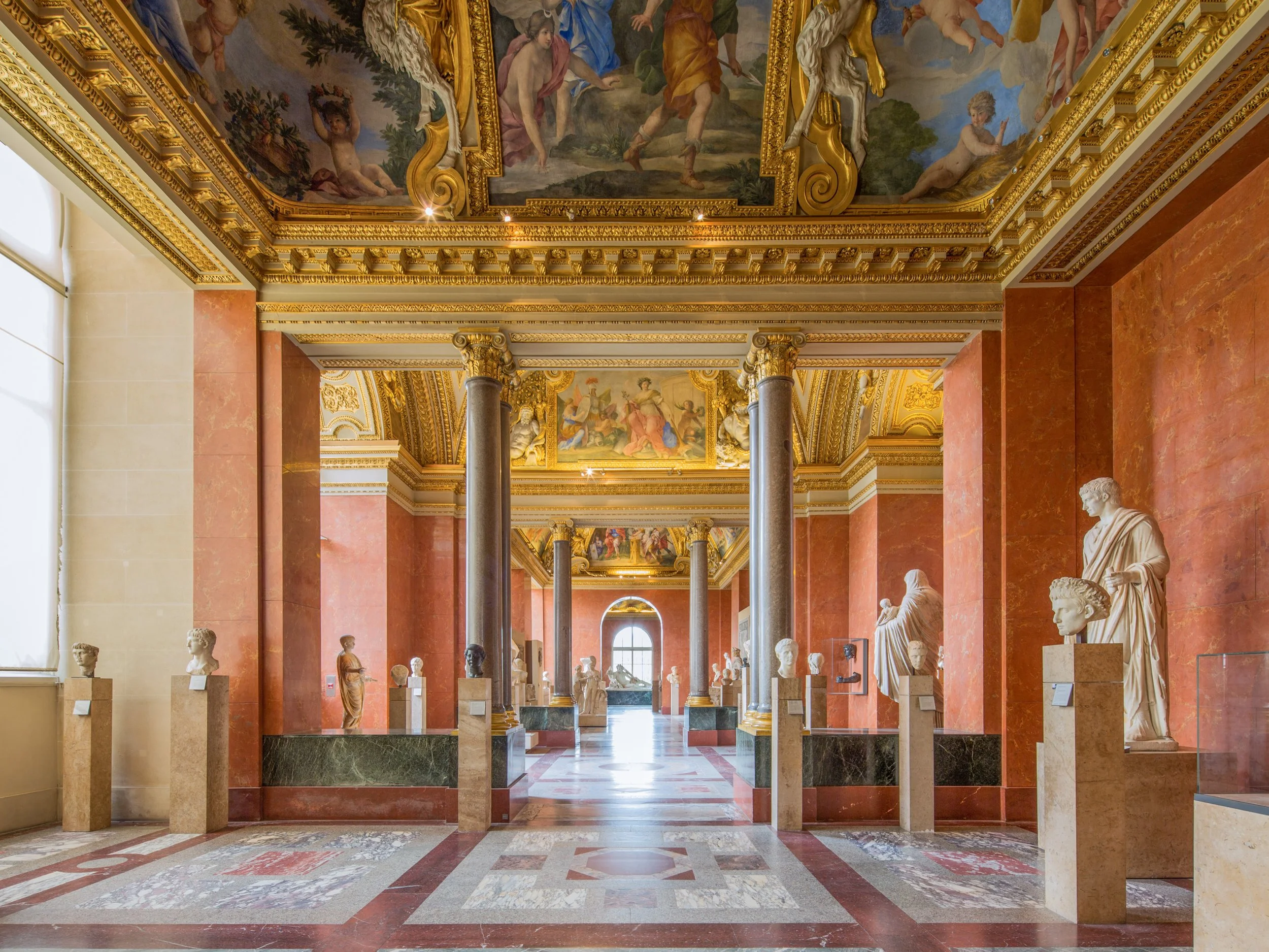 Musée du Louvre Salle des Antiquite Romaines I-2.jpg