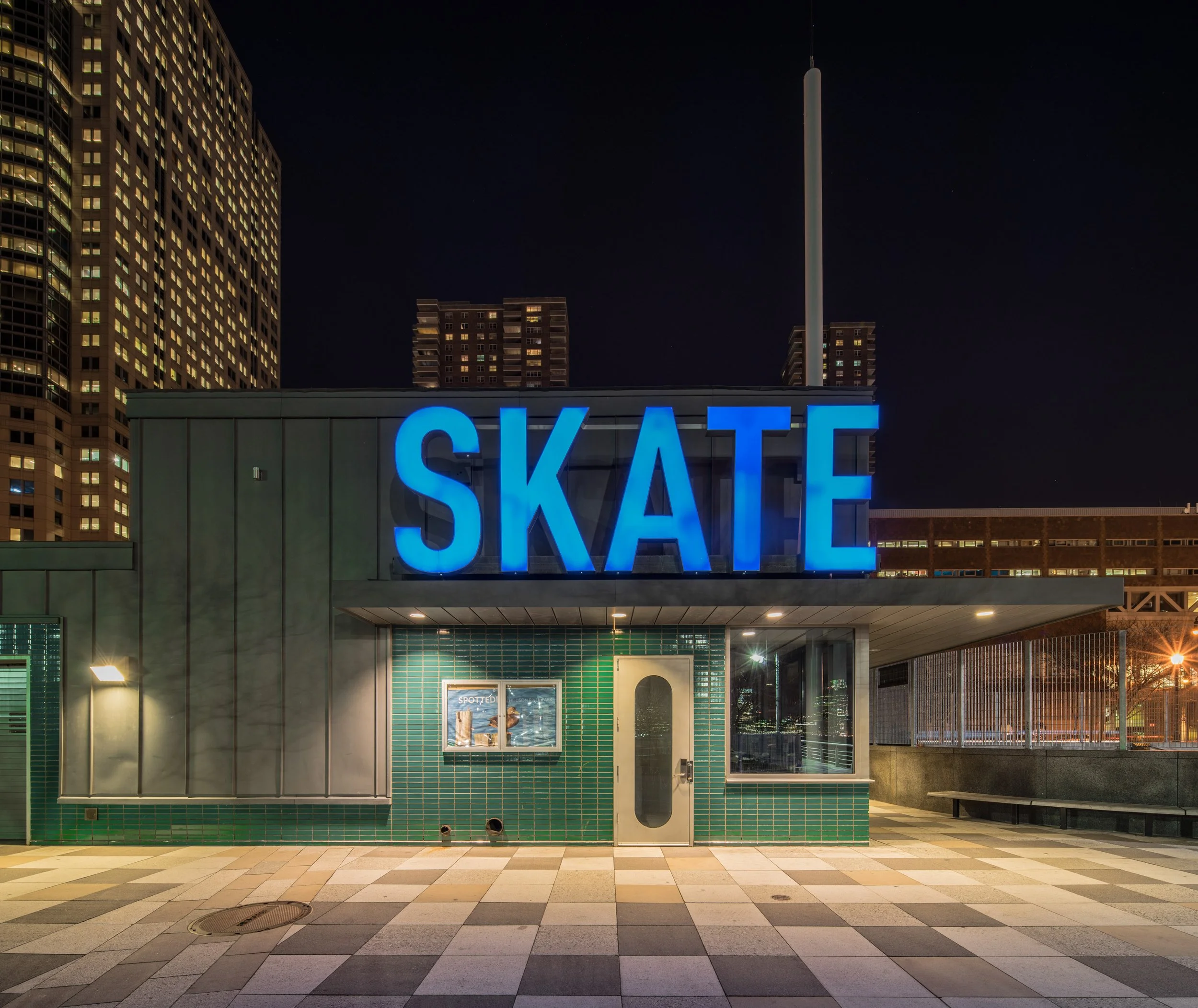 Skate, Hudson River Park, New York, NY.jpg