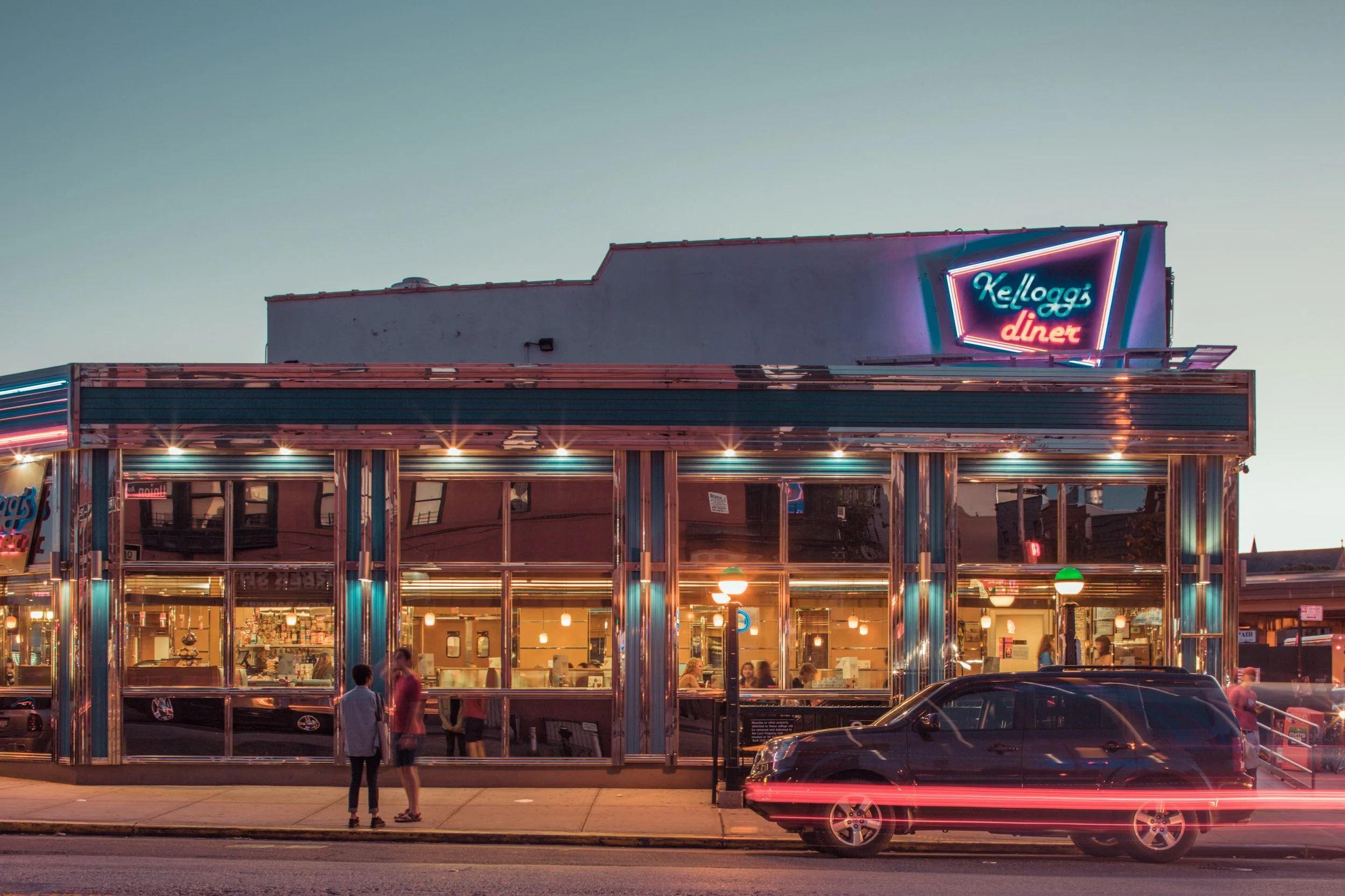 Kelloggs Diner, Brooklyn, NY, 2014.jpg