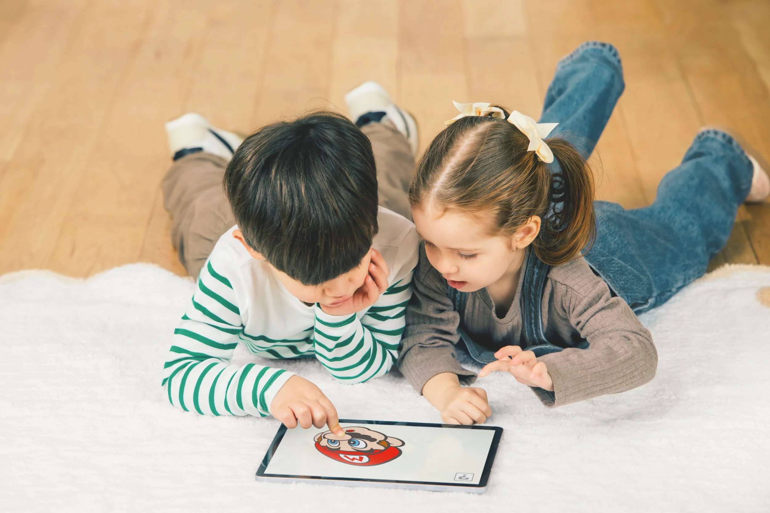 15_ANNALIESE_THOMAS_Hello_Mario_App_Switch_Mobile_CARPET_9808-2.jpg
