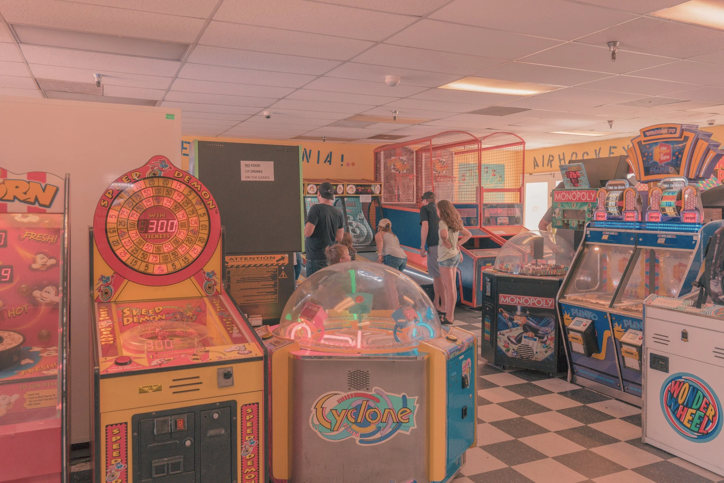 Fun Zone Arcade & Game Room, Newport Beach, CA, 2019 #8.jpg
