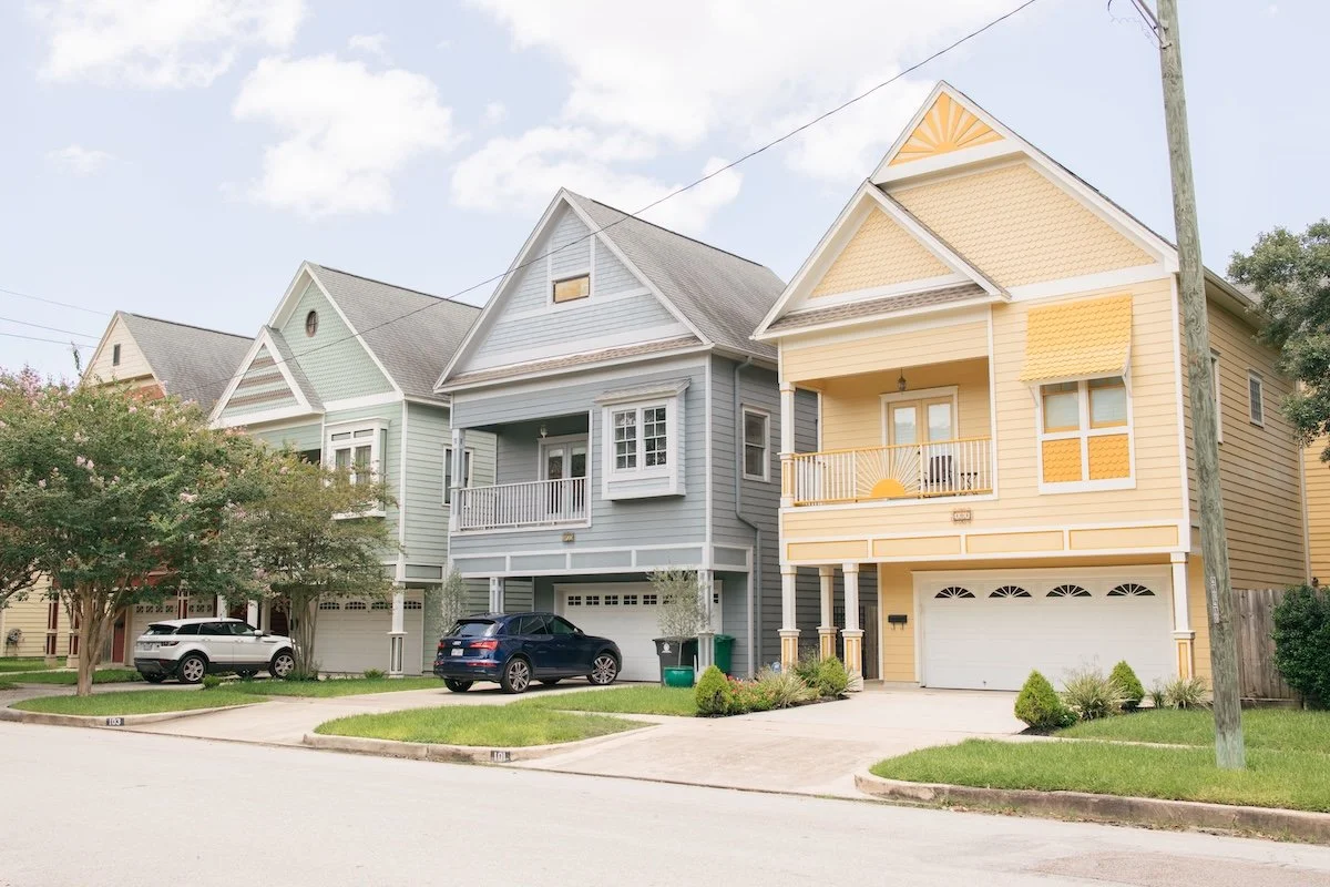 front view of houses in neighborhood