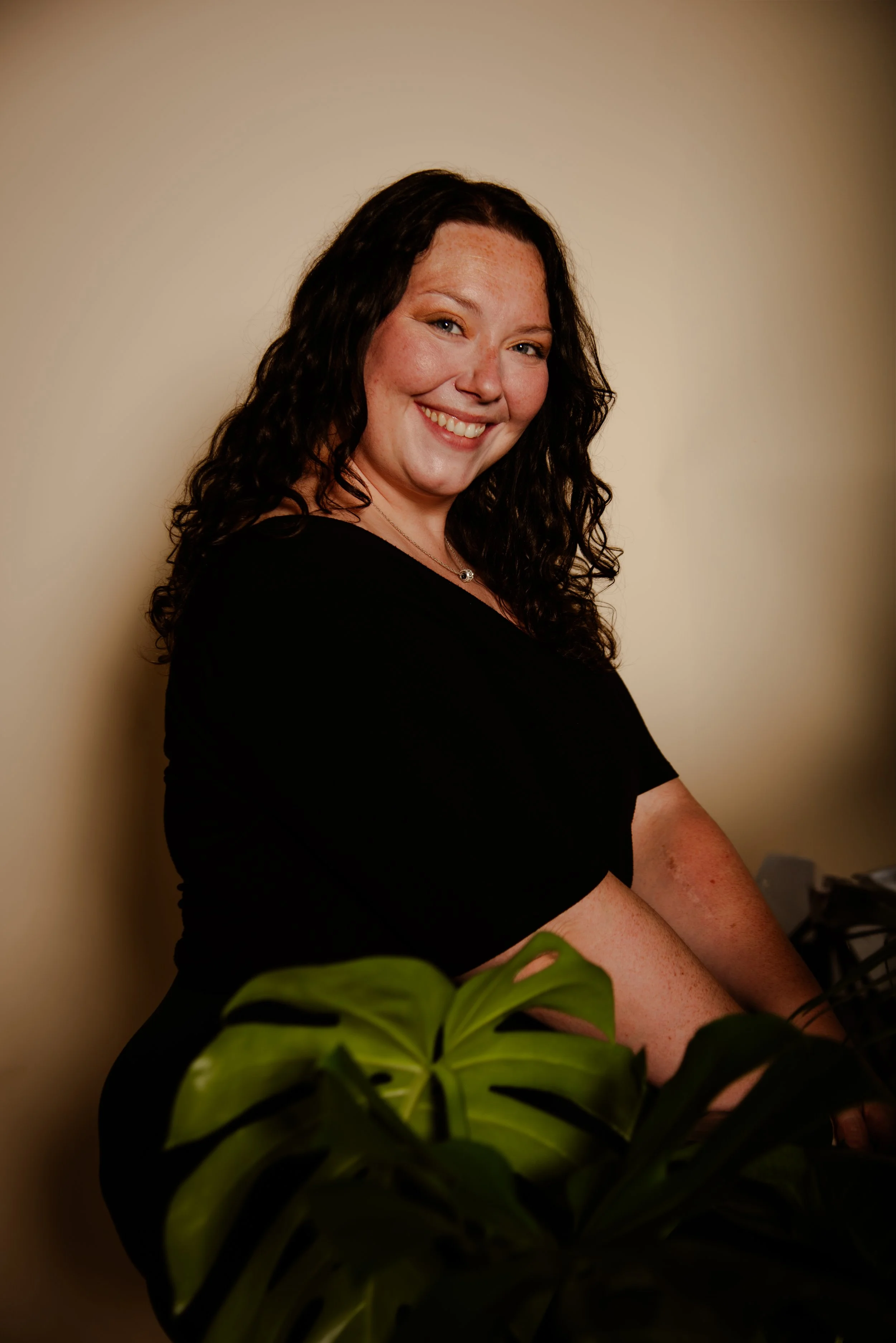 Photo of Dakota The Balayaged Brunette