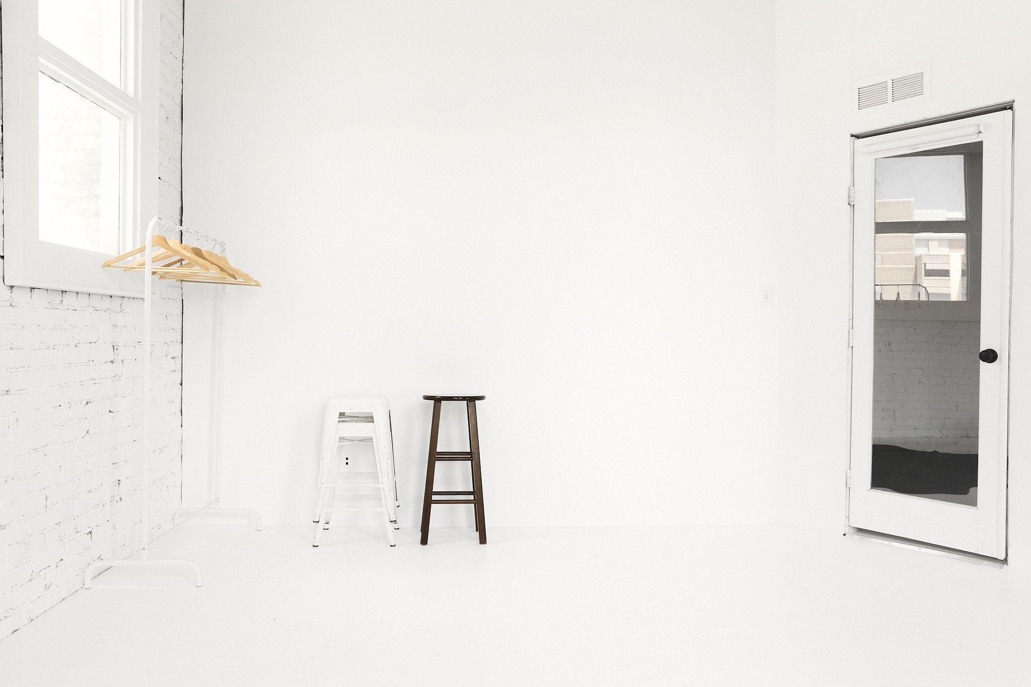 SaltLakeCityNaturalLightLoftStylePhotoStudioNoireNoir 19.jpg