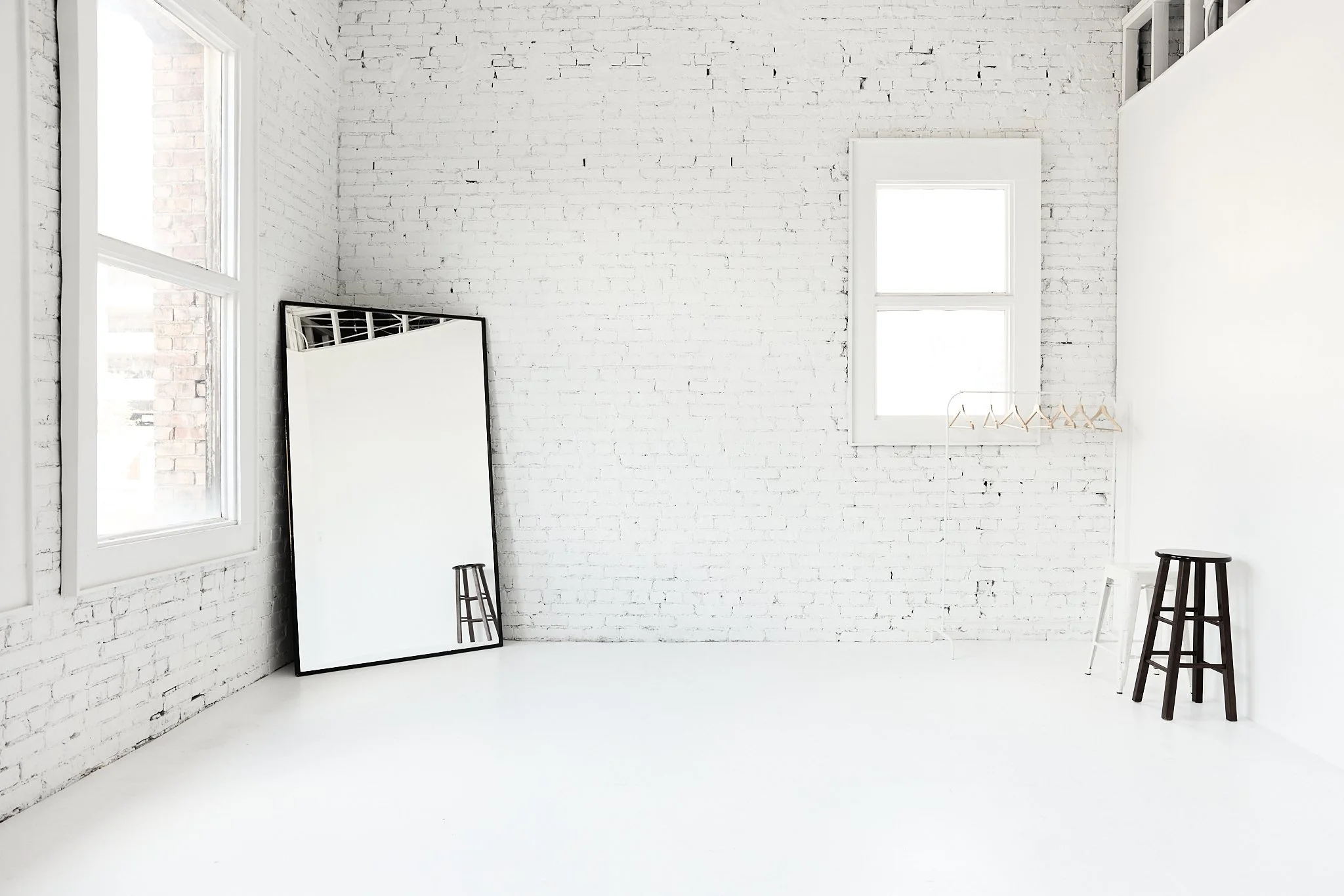 SaltLakeCityNaturalLightLoftStylePhotoStudioNoireNoir 6.jpg
