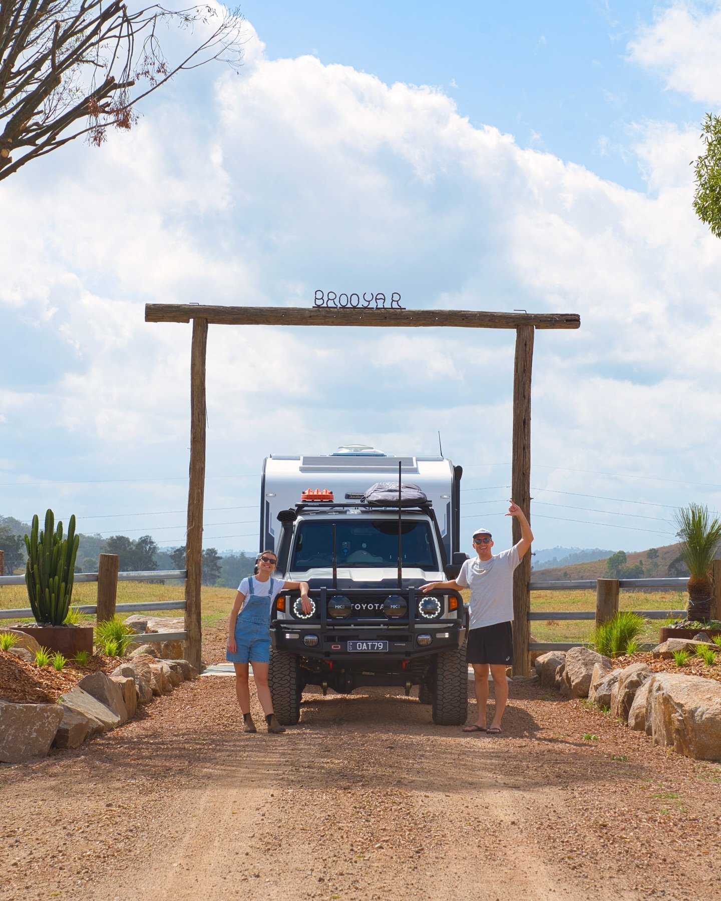New video just went live on Youtube!

We found an epic new station stay in QLD, which was the perfect base to explore nearby 4WD bush tracks, Double Island Point and Kenilworth.

Watch it now at the link in our bio 🎥