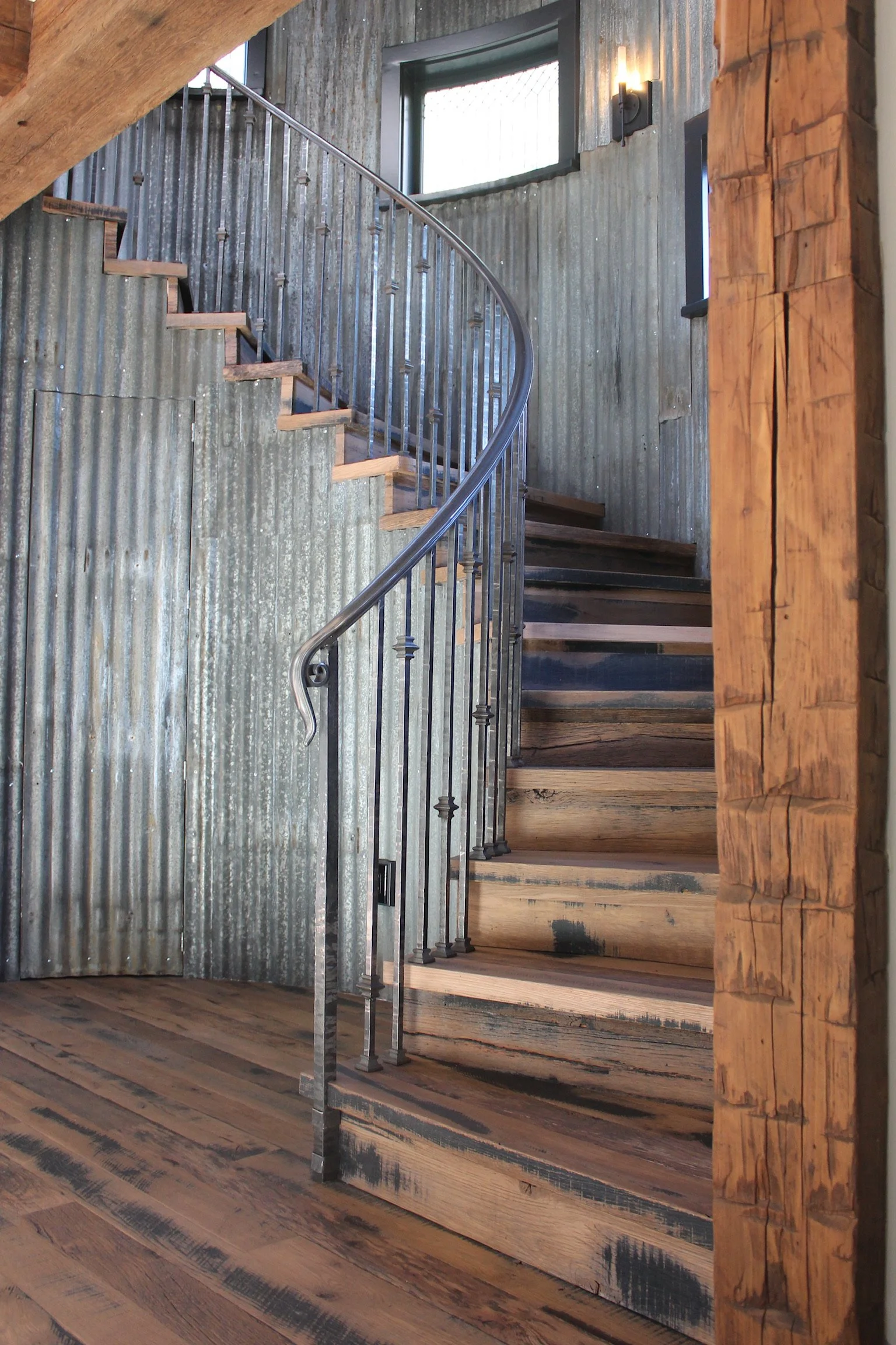 KENTUCKY OAK T&amp;G FLOORING