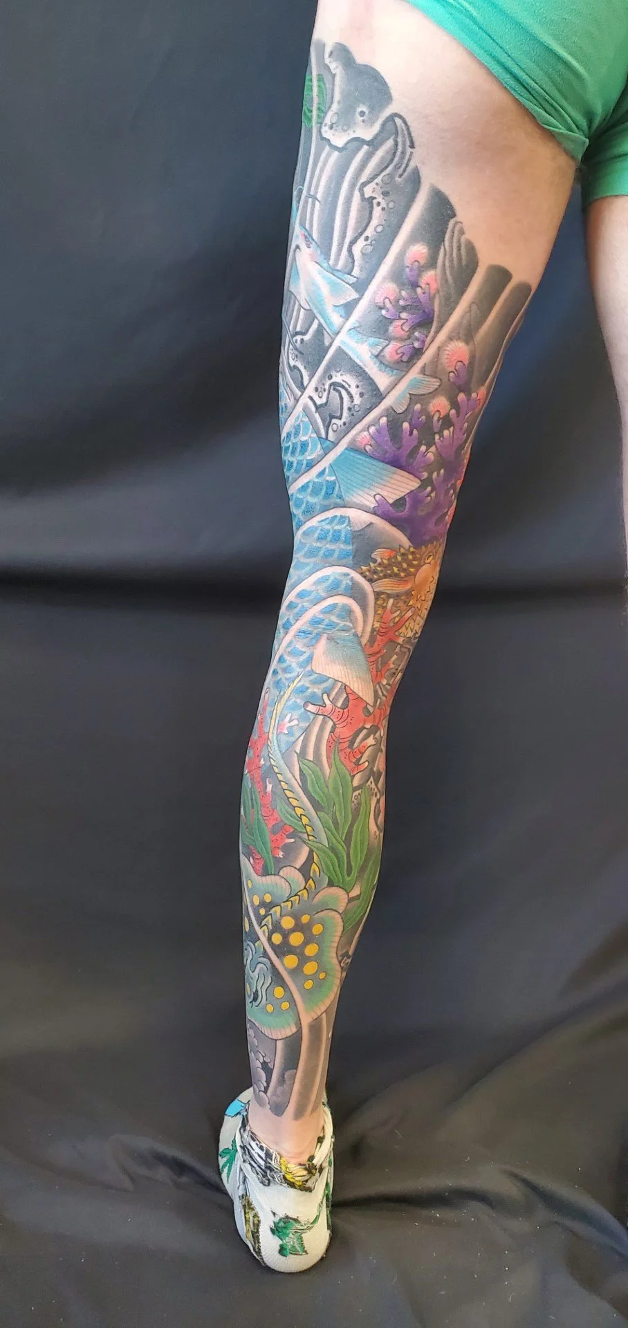 underwaterlegsleeve.jpg